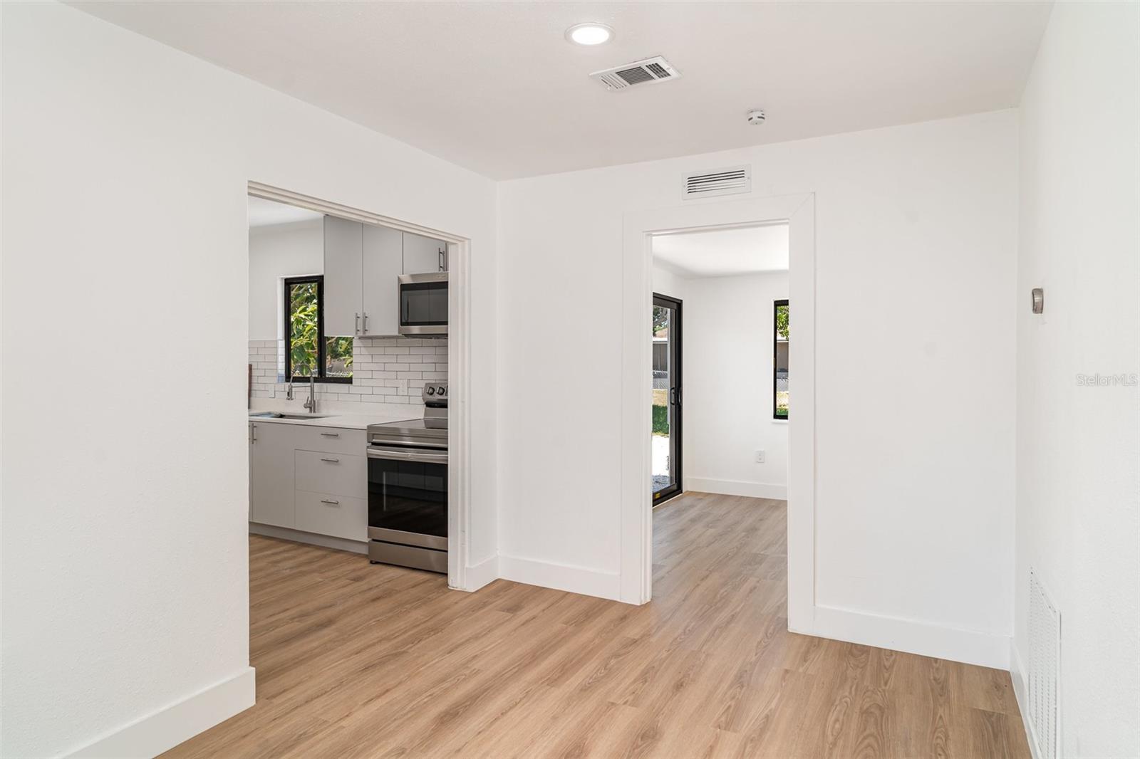 2239 WORRINGTON ST, SARASOTA, FL, 34231