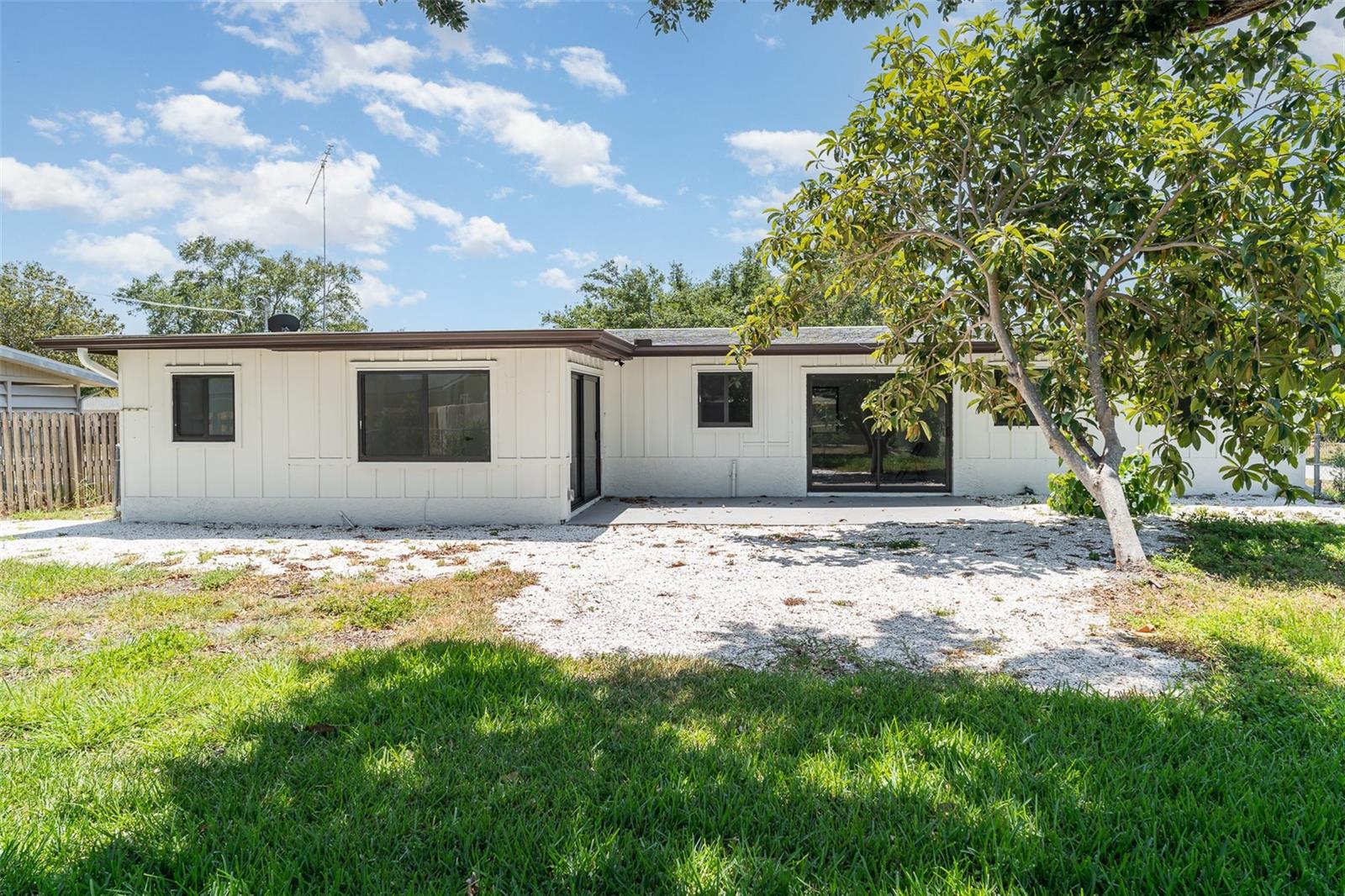 2239 WORRINGTON ST, SARASOTA, FL, 34231