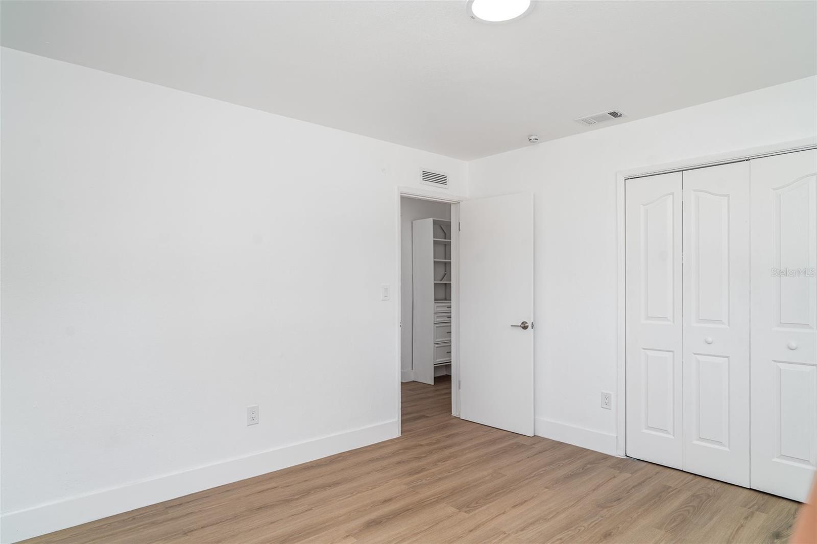 2239 WORRINGTON ST, SARASOTA, FL, 34231