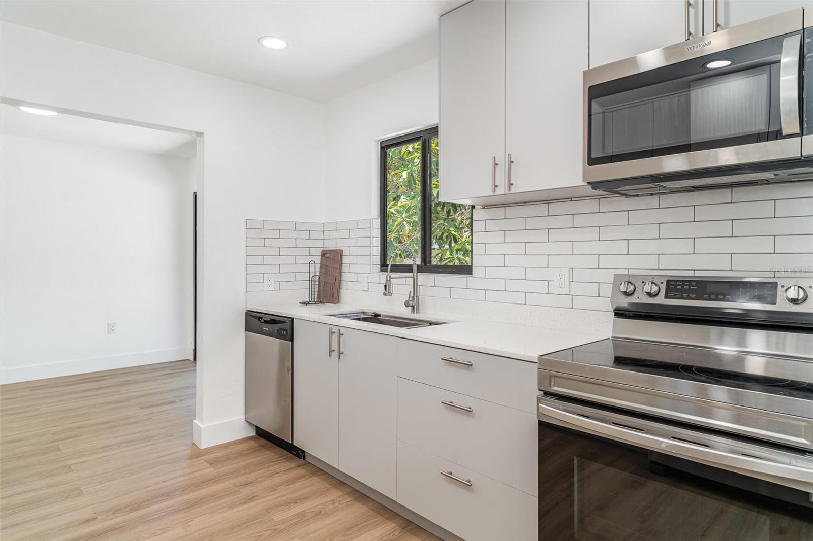 2239 WORRINGTON ST, SARASOTA, FL, 34231