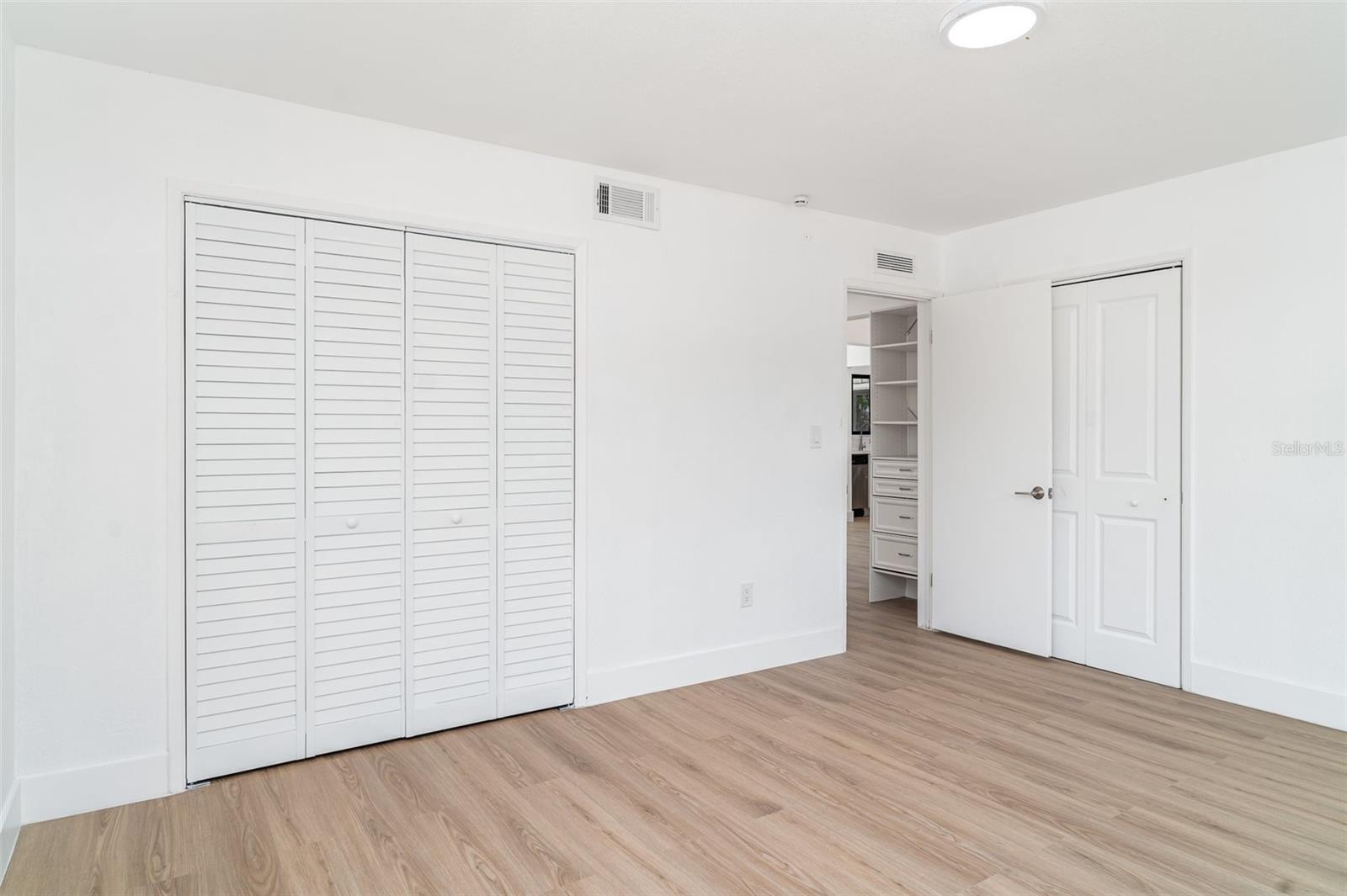 2239 WORRINGTON ST, SARASOTA, FL, 34231