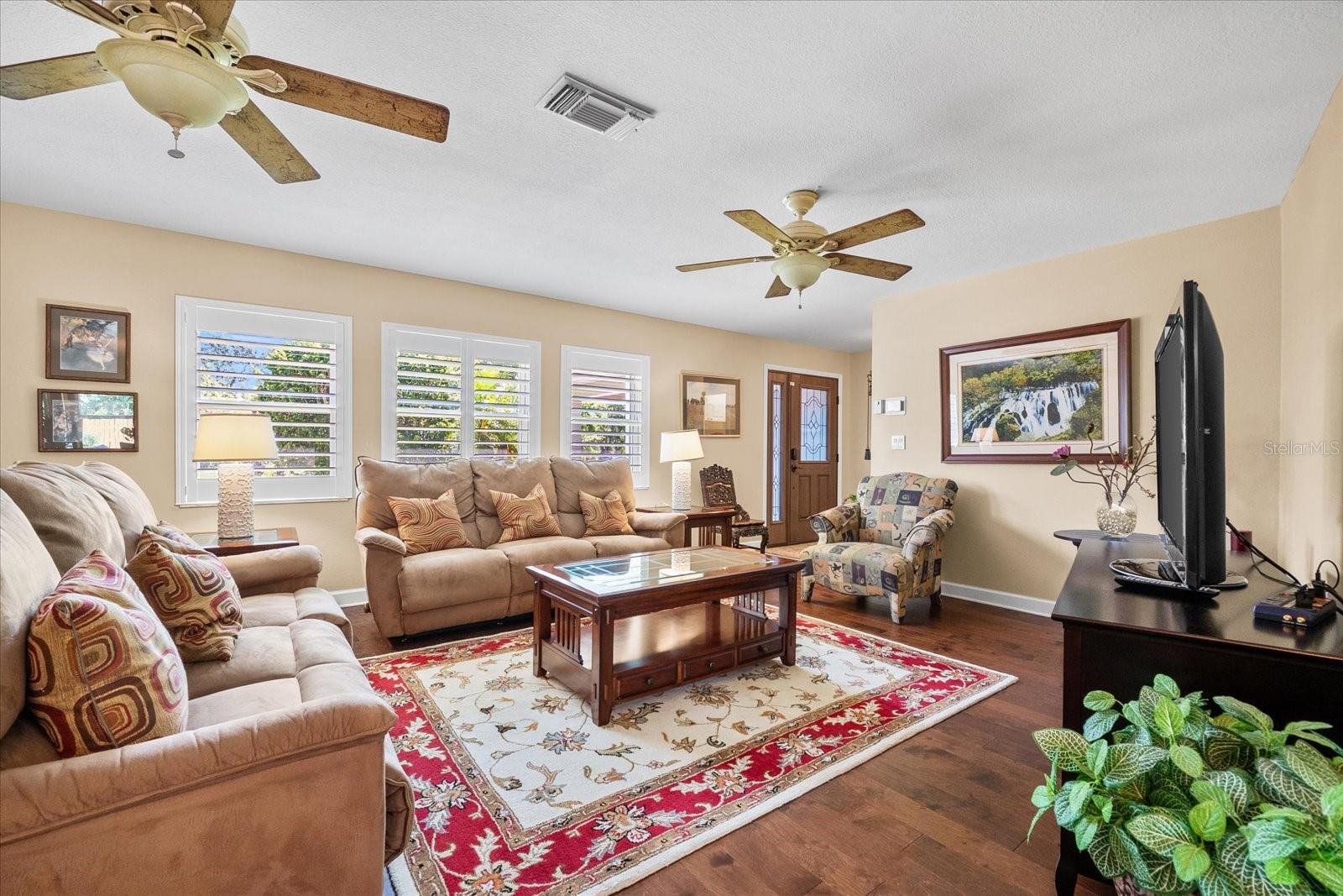 5603 RAVENWOOD DR, SARASOTA, FL, 34243