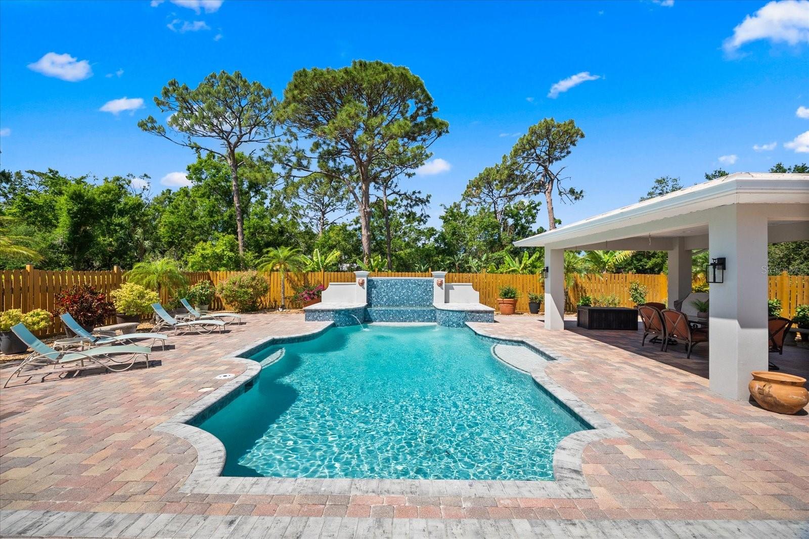 5603 RAVENWOOD DR, SARASOTA, FL, 34243