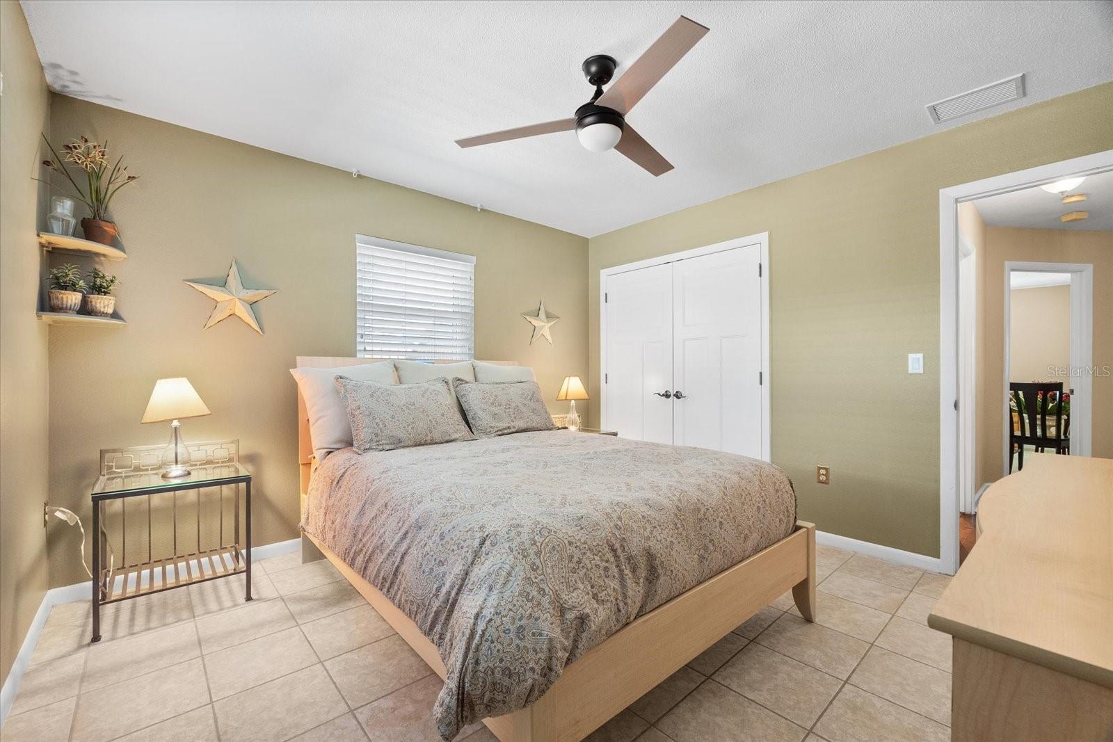 5603 RAVENWOOD DR, SARASOTA, FL, 34243