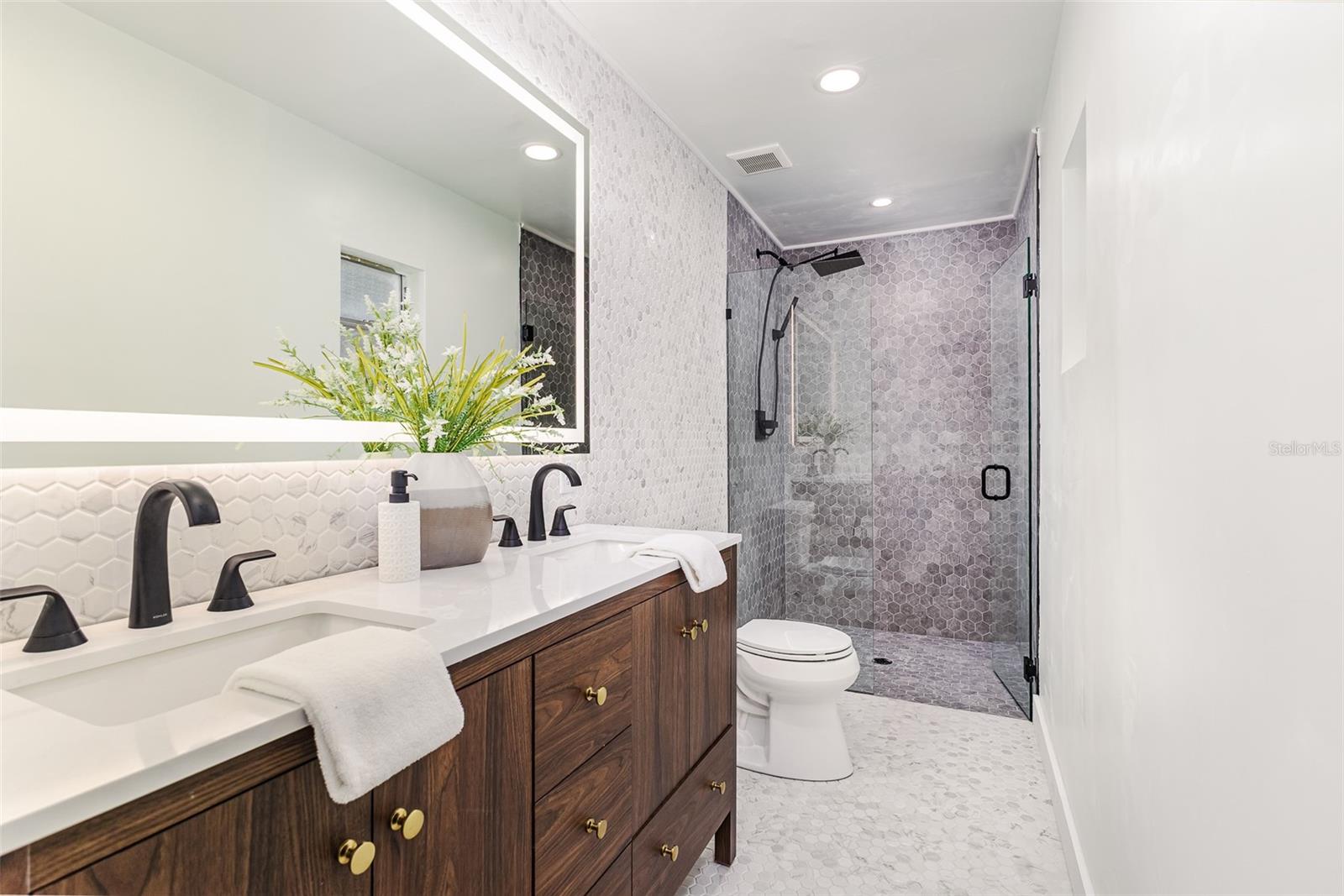 4507 FOX HUNT DR, TAMPA, FL, 33624