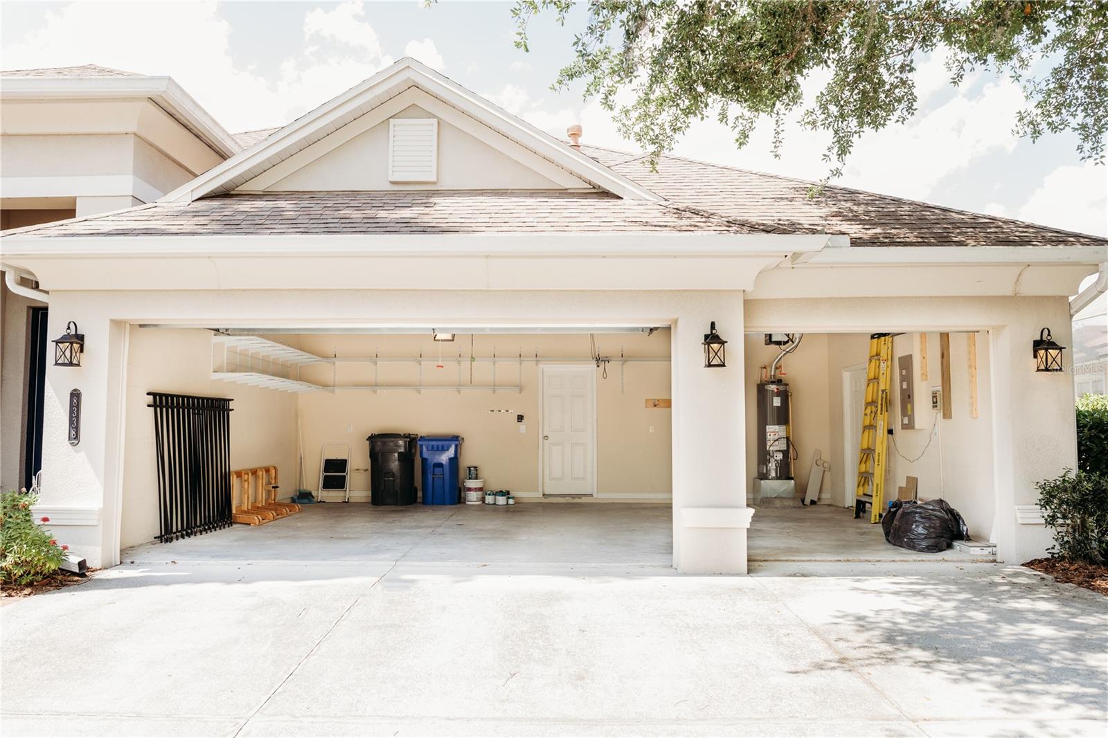 8338 OLD TOWN DR, TAMPA, FL, 33647