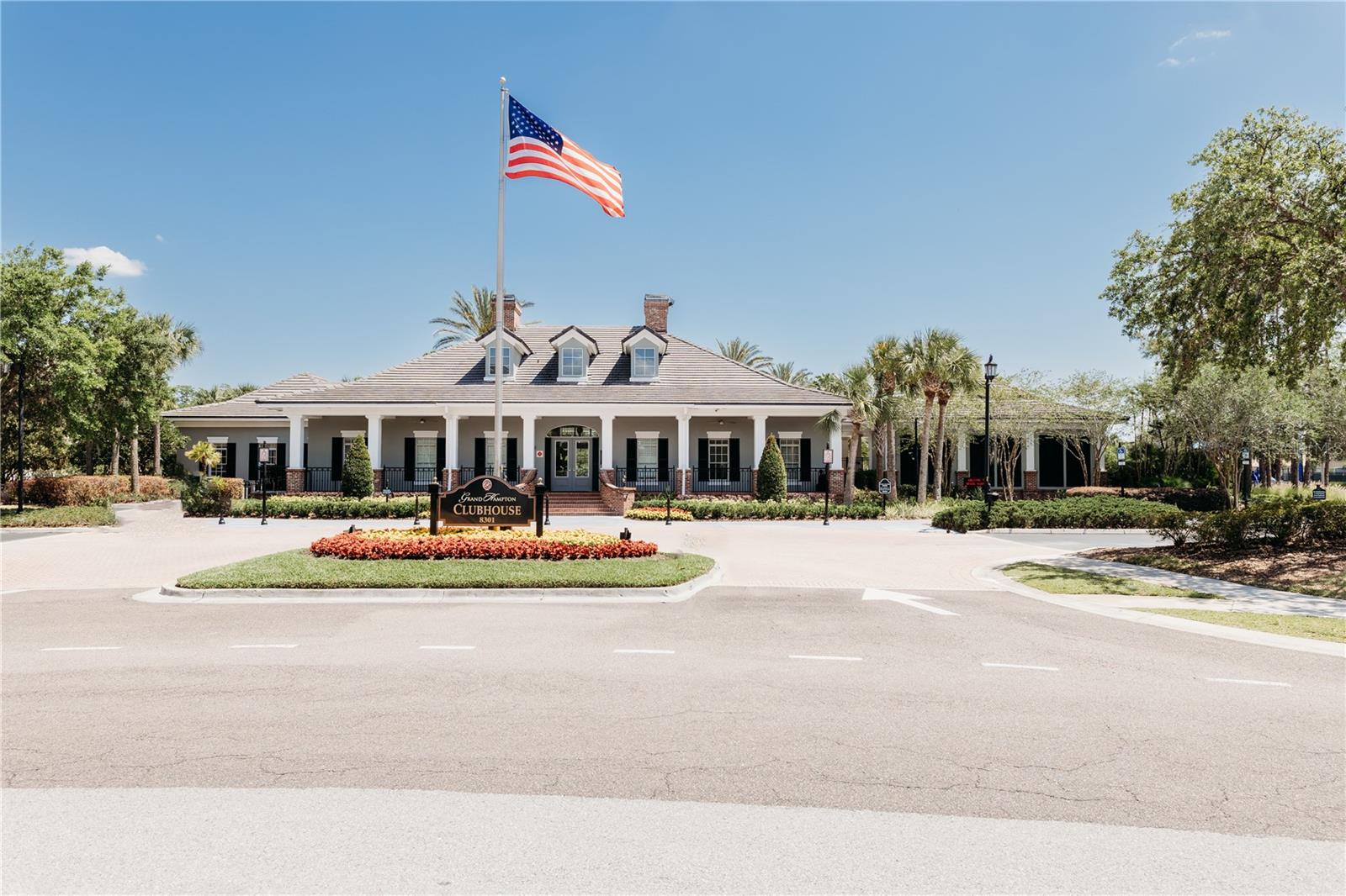 8338 OLD TOWN DR, TAMPA, FL, 33647