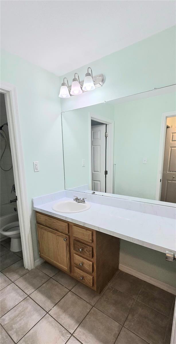 13373 ARBOR POINTE CIR #202, TAMPA, FL, 33617