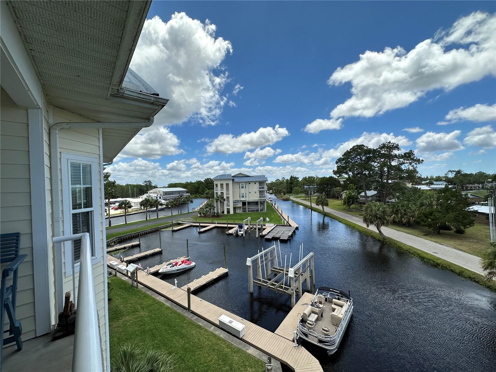 54 SE 910 AVE #210/3, SUWANNEE, FL, 32692