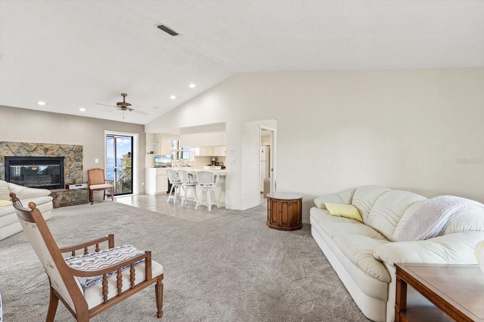 377 22ND AVE SE, ST PETERSBURG, FL, 33705