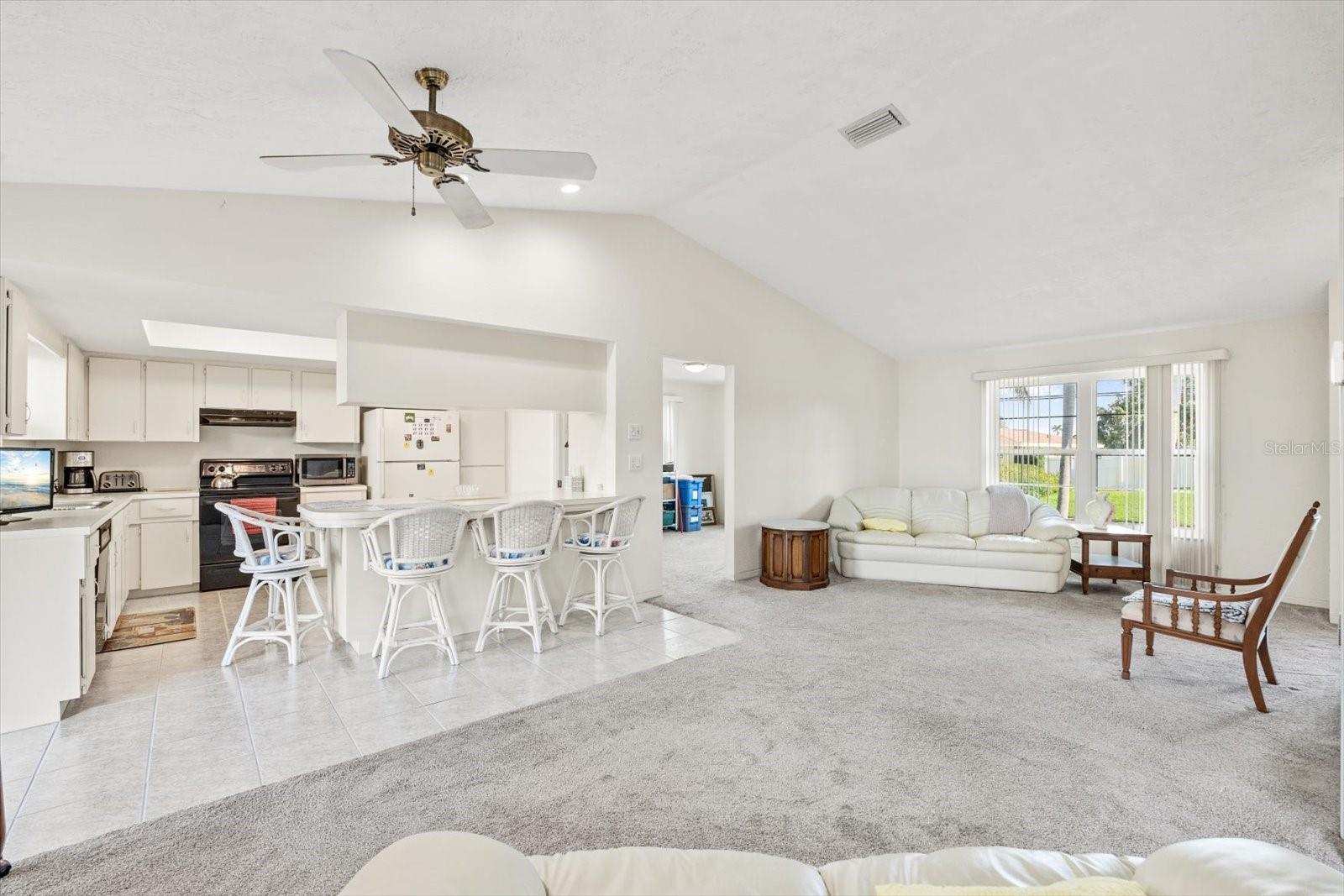 377 22ND AVE SE, ST PETERSBURG, FL, 33705
