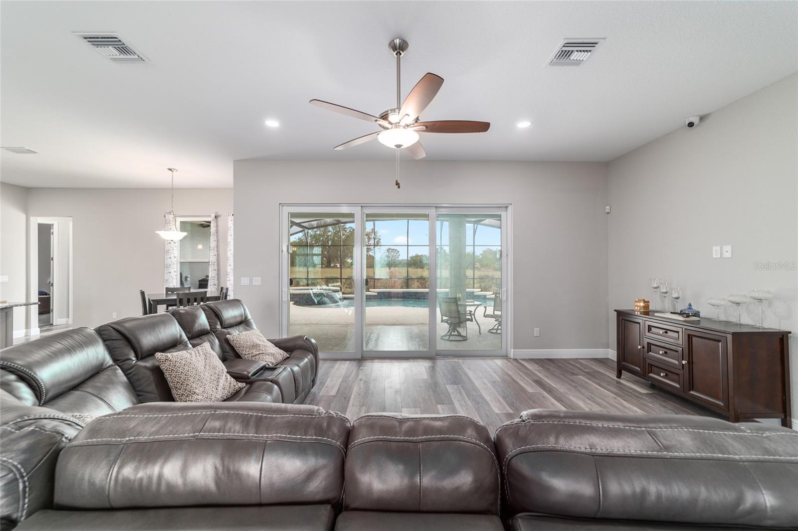 5489 NANTAHALA LN, LADY LAKE, FL, 32159