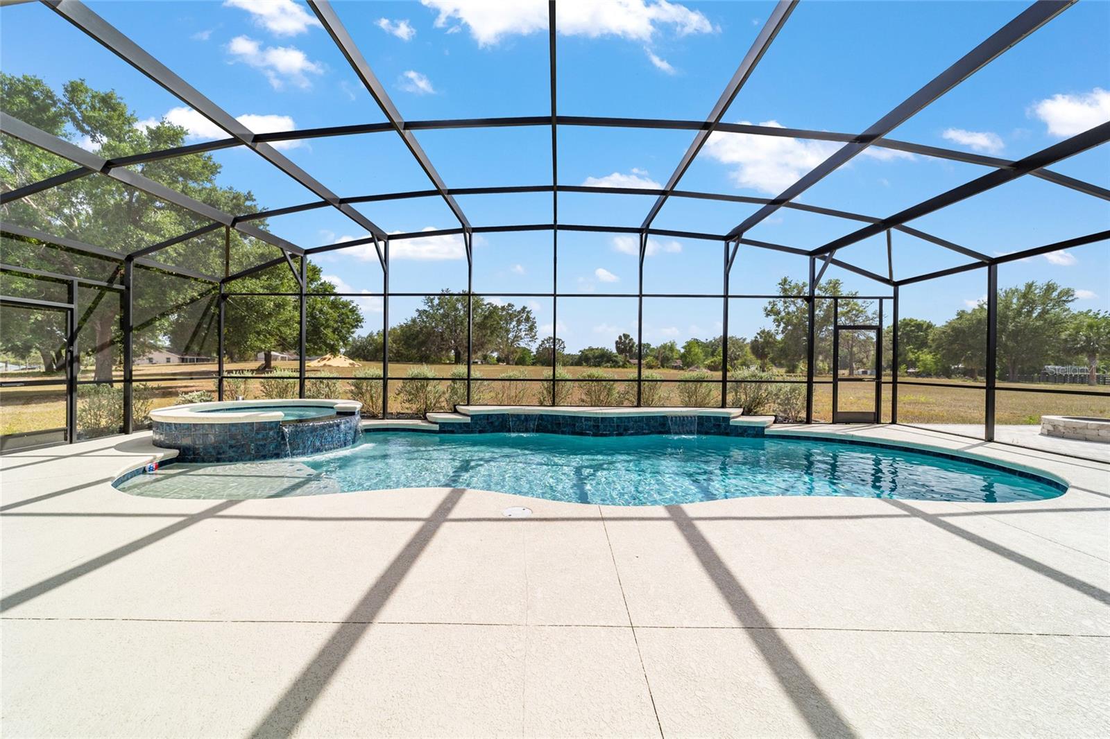 5489 NANTAHALA LN, LADY LAKE, FL, 32159