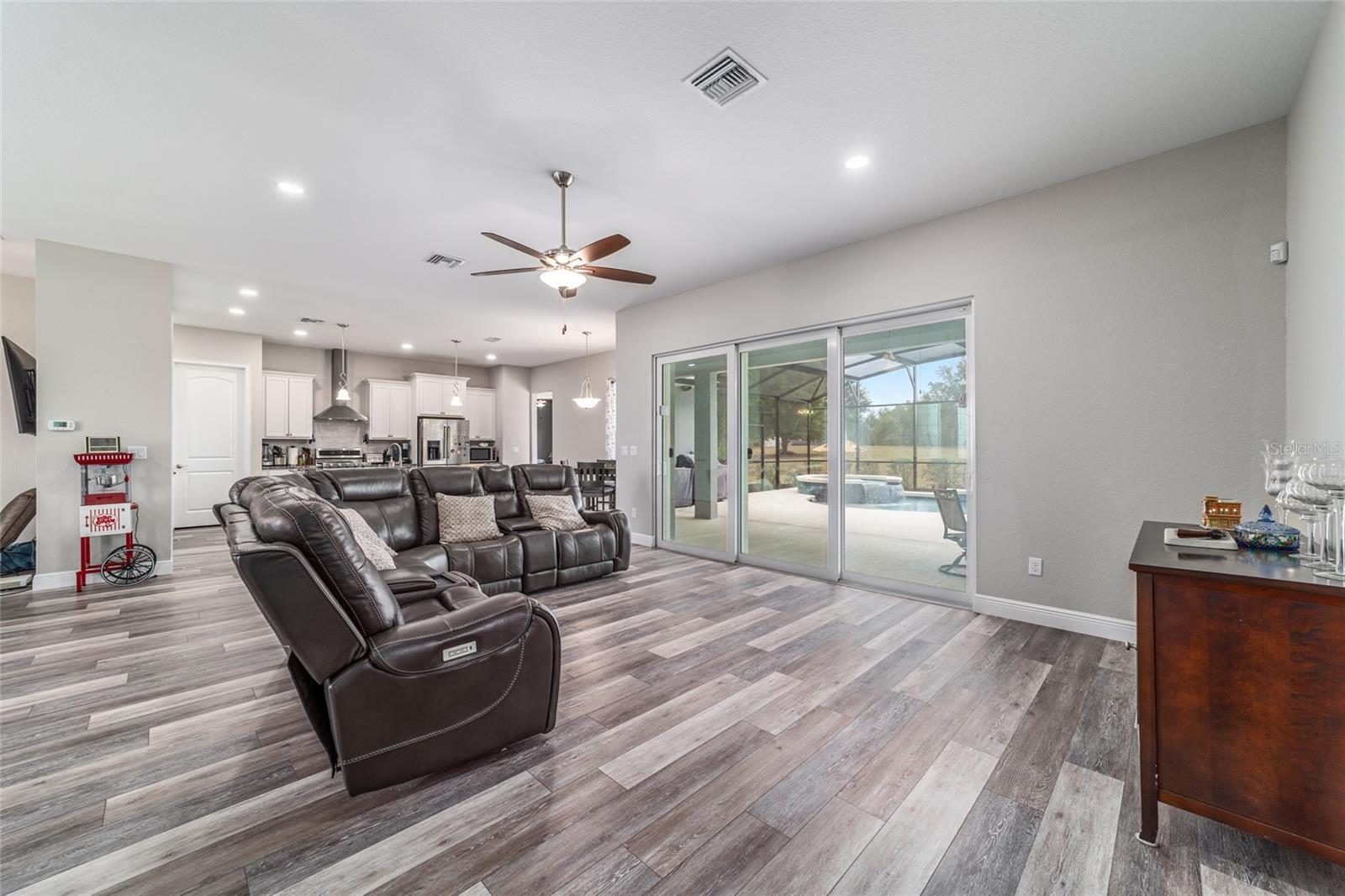 5489 NANTAHALA LN, LADY LAKE, FL, 32159