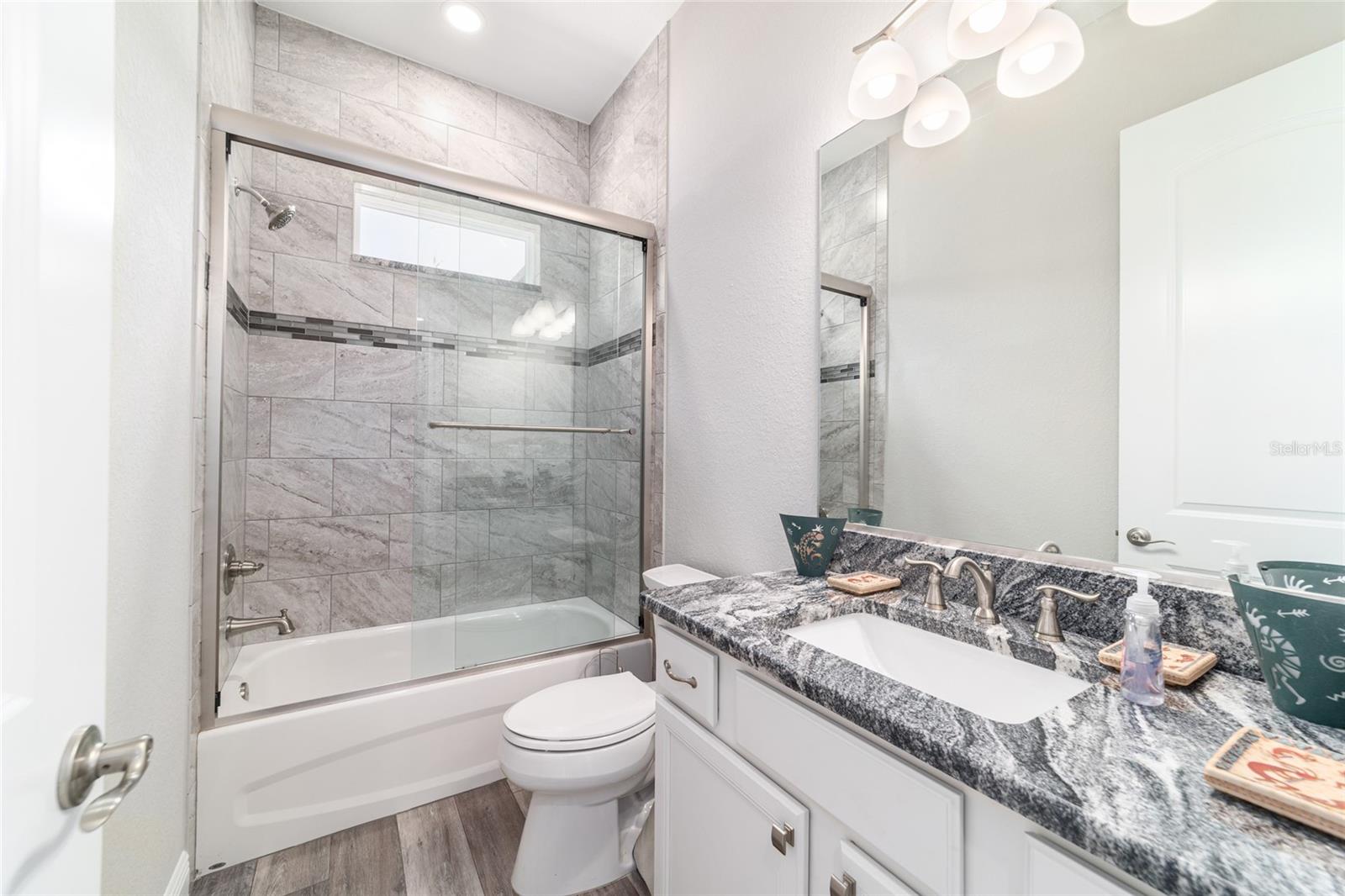 5489 NANTAHALA LN, LADY LAKE, FL, 32159