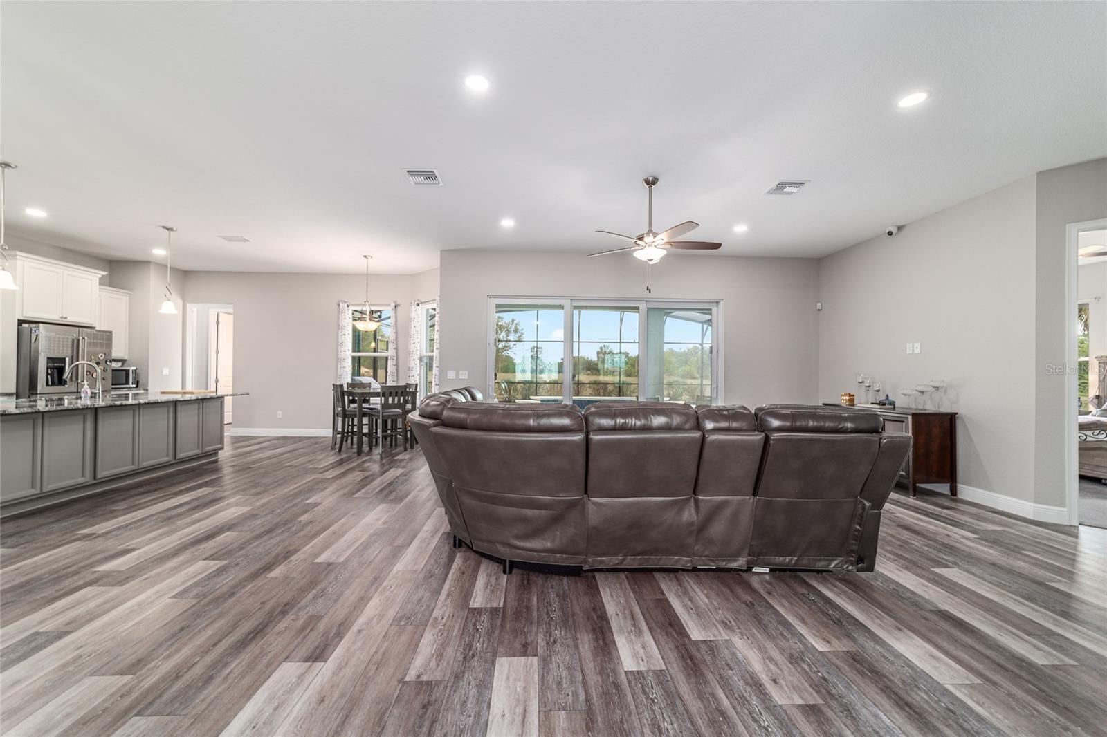 5489 NANTAHALA LN, LADY LAKE, FL, 32159