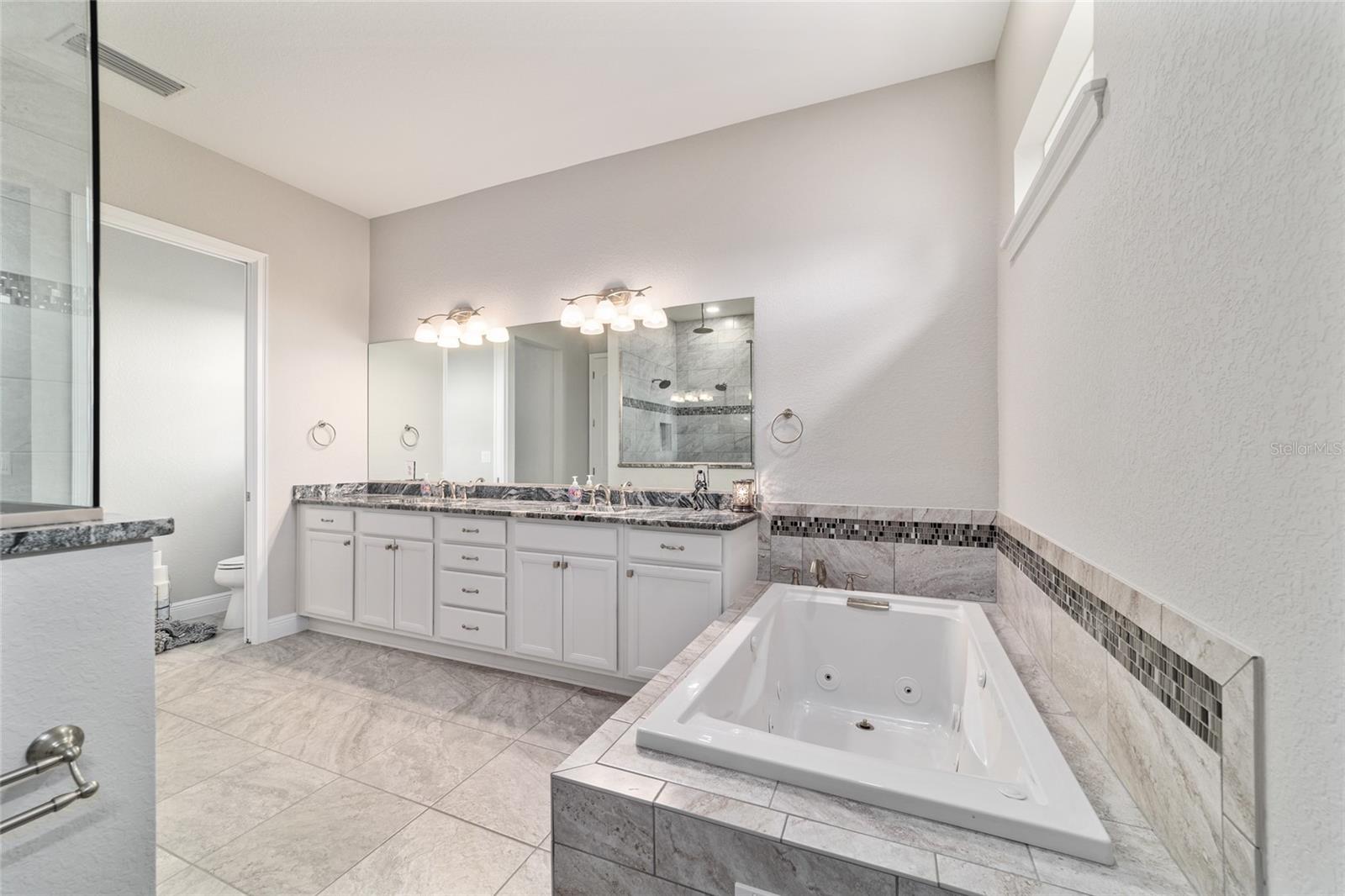 5489 NANTAHALA LN, LADY LAKE, FL, 32159