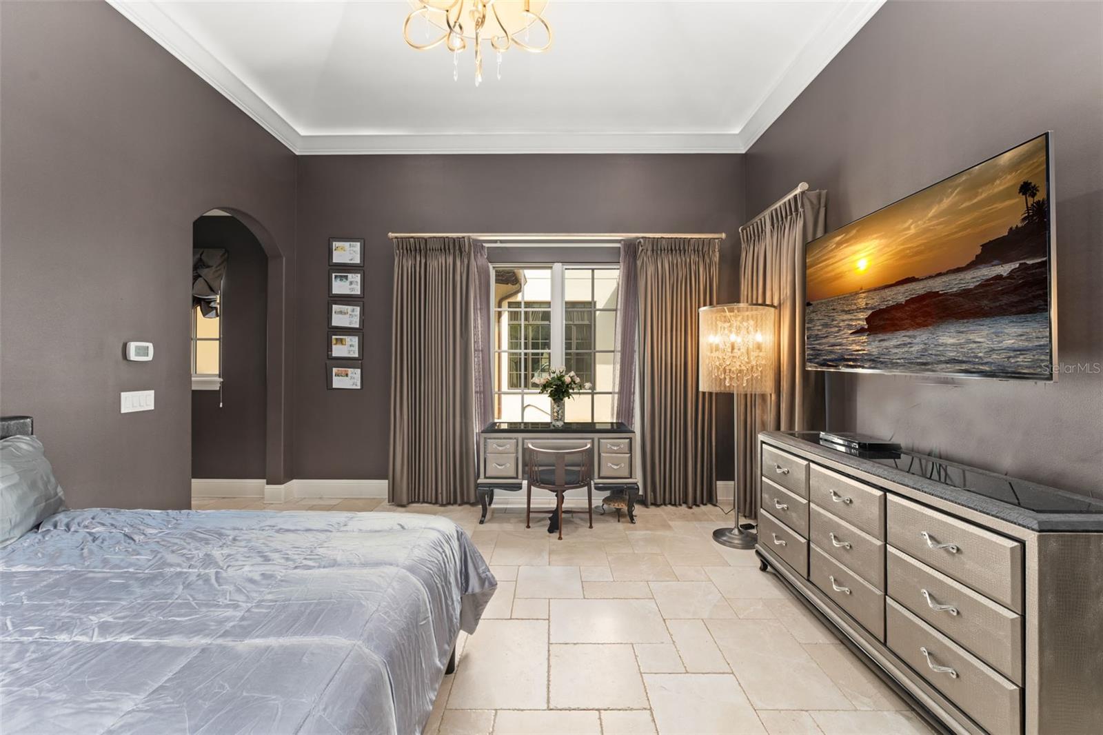 9730 LOUNSBERRY CIR, GOLDEN OAK, FL, 32836