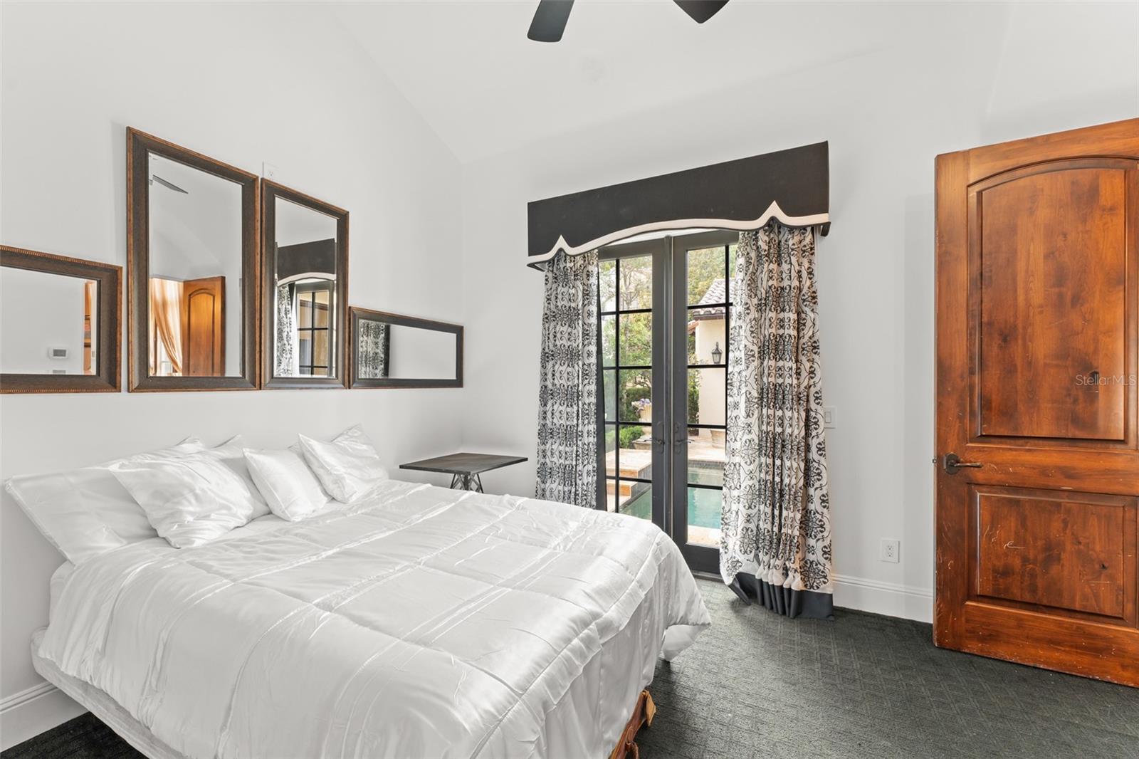 9730 LOUNSBERRY CIR, GOLDEN OAK, FL, 32836