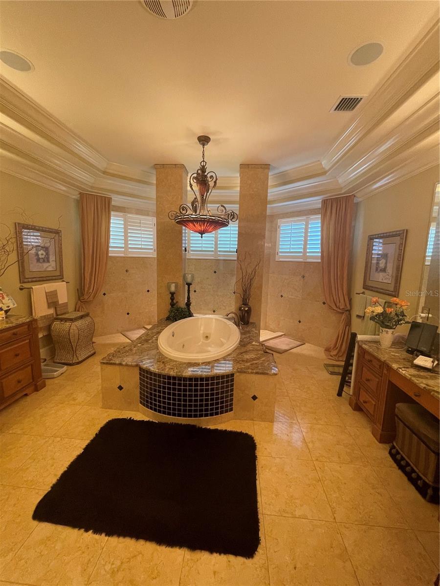 8250 CHERRY LAKE RD, GROVELAND, FL, 34736