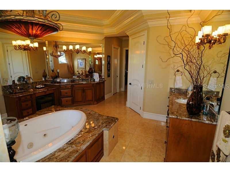 8250 CHERRY LAKE RD, GROVELAND, FL, 34736