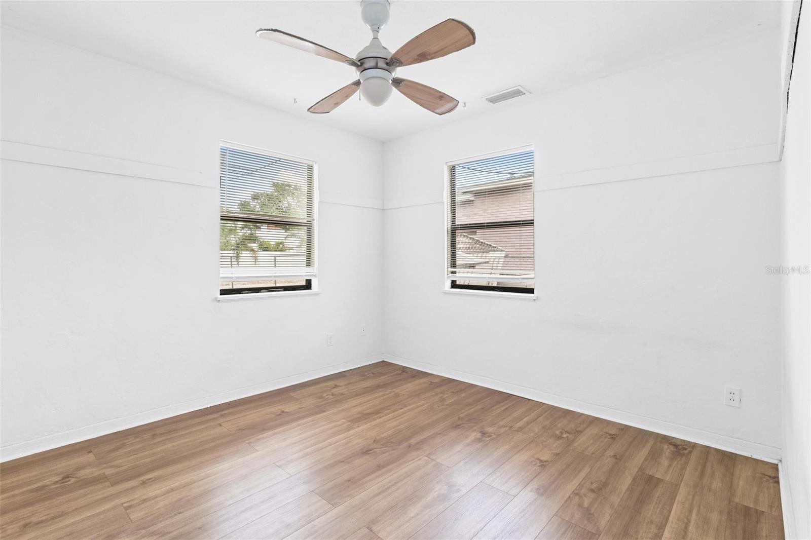 536 BRADDOCK ST S, ST PETERSBURG, FL, 33707