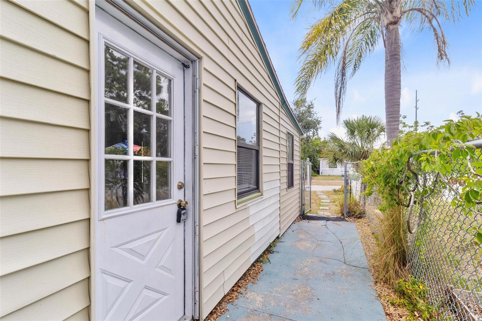 536 BRADDOCK ST S, ST PETERSBURG, FL, 33707