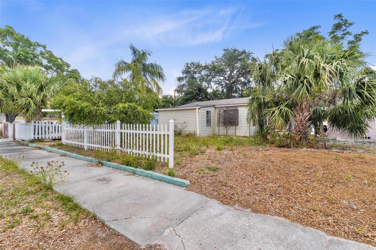 536 BRADDOCK ST S, ST PETERSBURG, FL, 33707