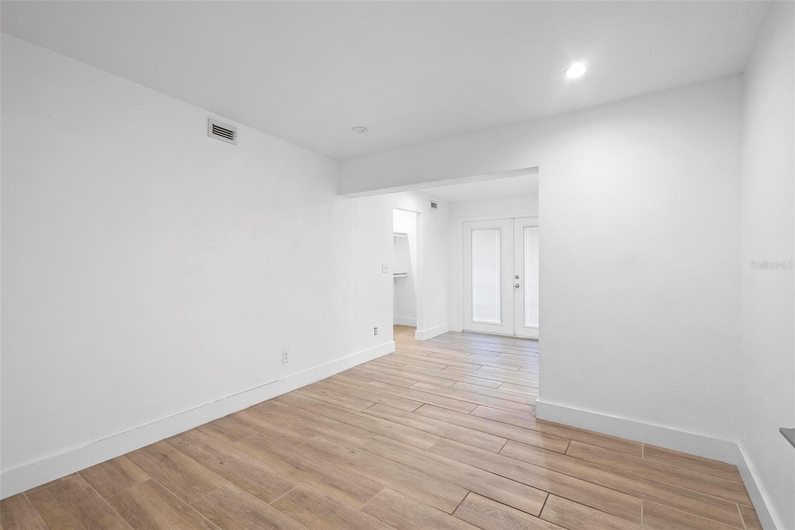 1239 VIRGINIA DR, ORLANDO, FL, 32803