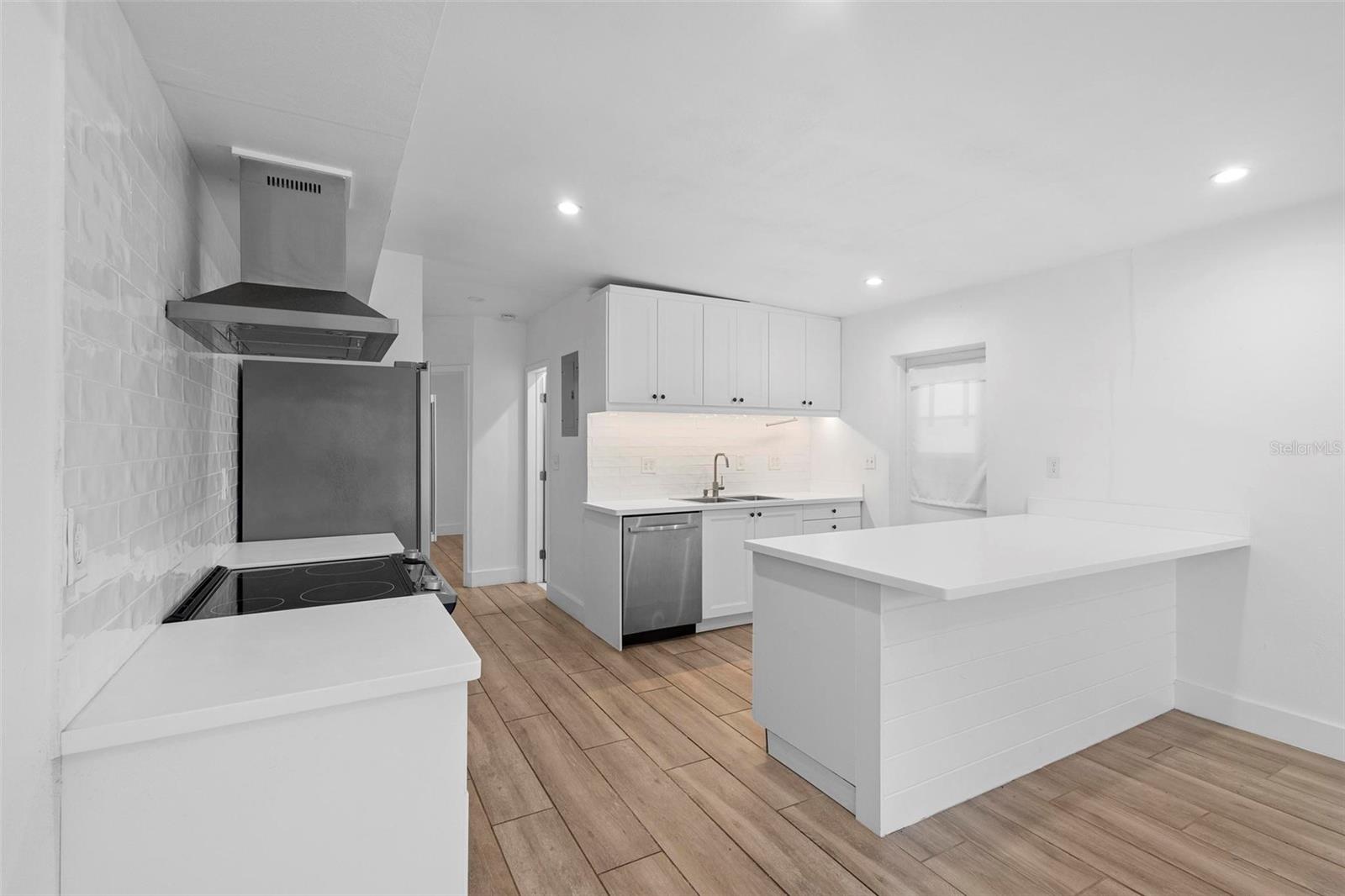 1239 VIRGINIA DR, ORLANDO, FL, 32803