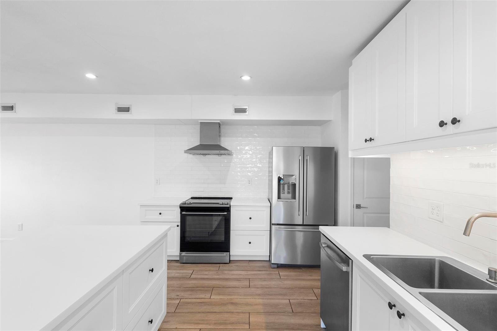 1239 VIRGINIA DR, ORLANDO, FL, 32803