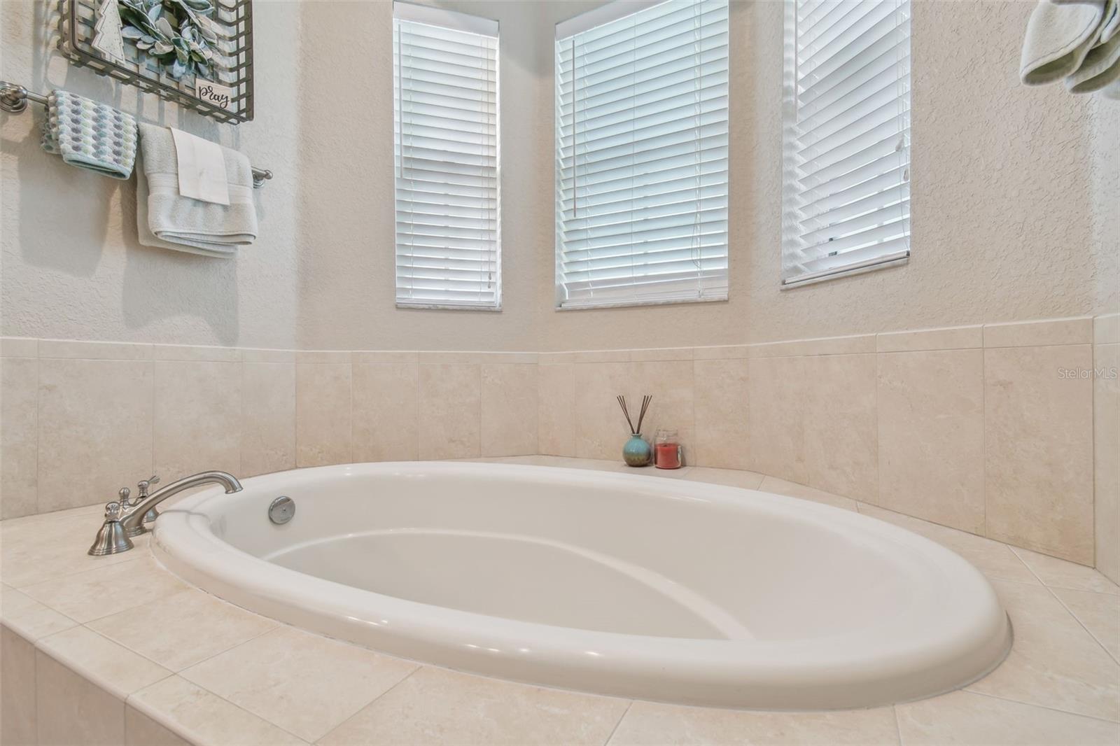 1326 APOLLO BEACH BLVD S, APOLLO BEACH, FL, 33572
