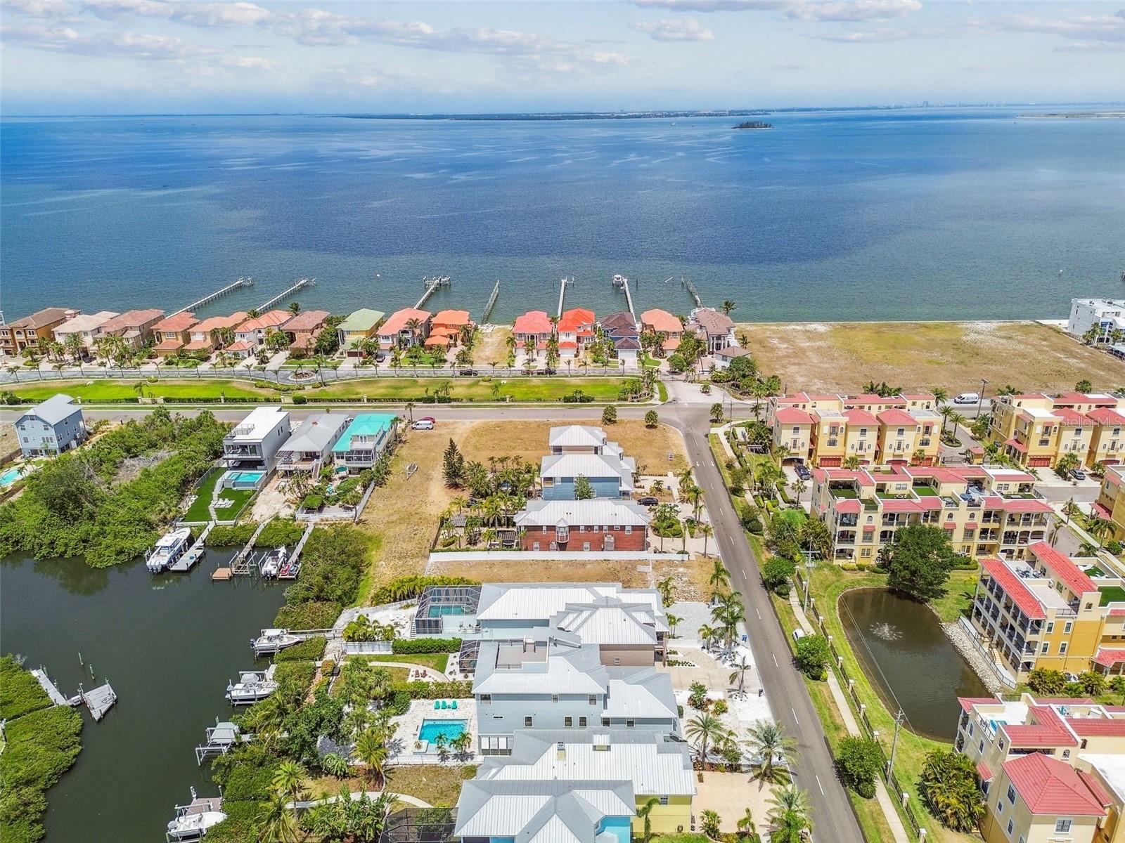 1326 APOLLO BEACH BLVD S, APOLLO BEACH, FL, 33572