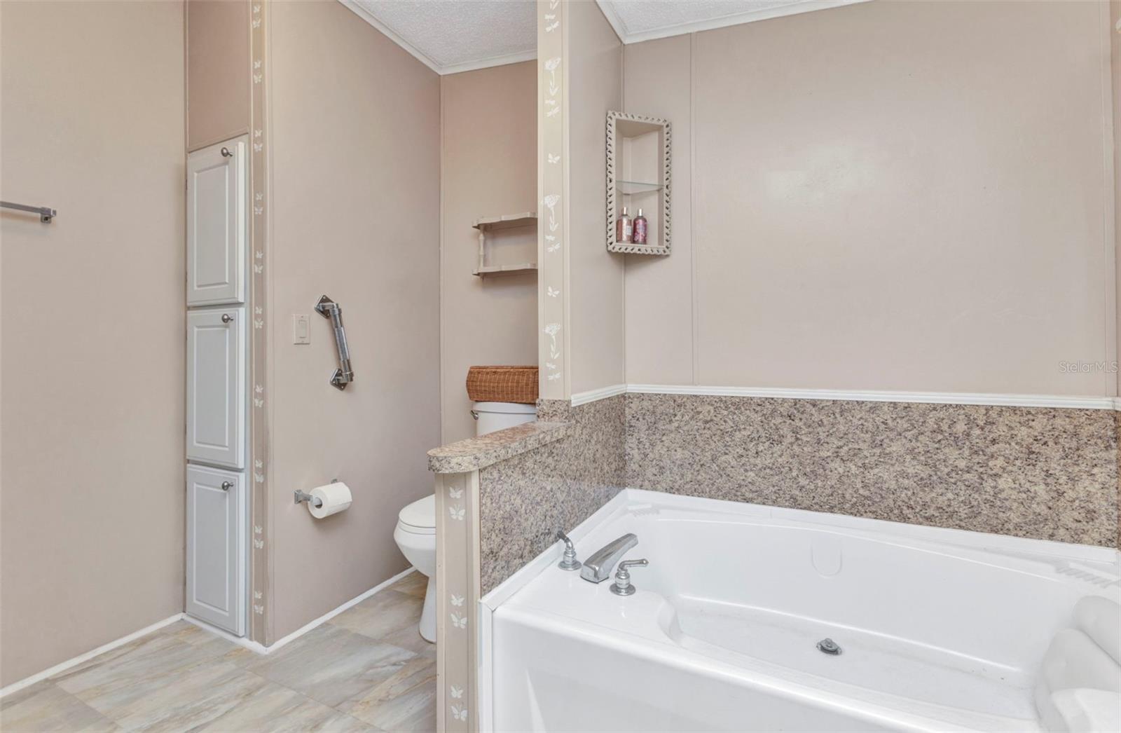 6144 REDWING AVE, ENGLEWOOD, FL, 34224