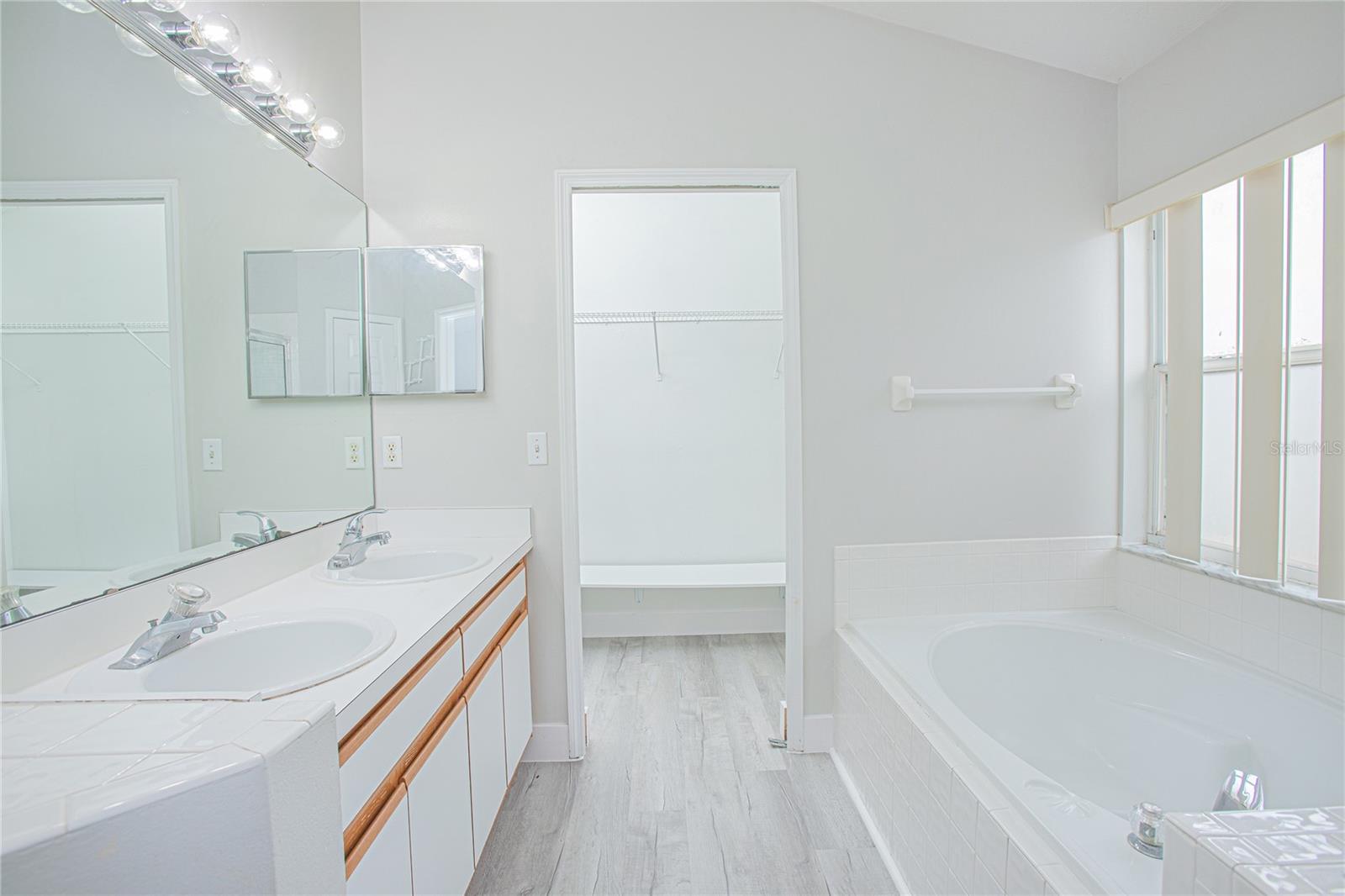 13434 MALLARD COVE BLVD, ORLANDO, FL, 32837