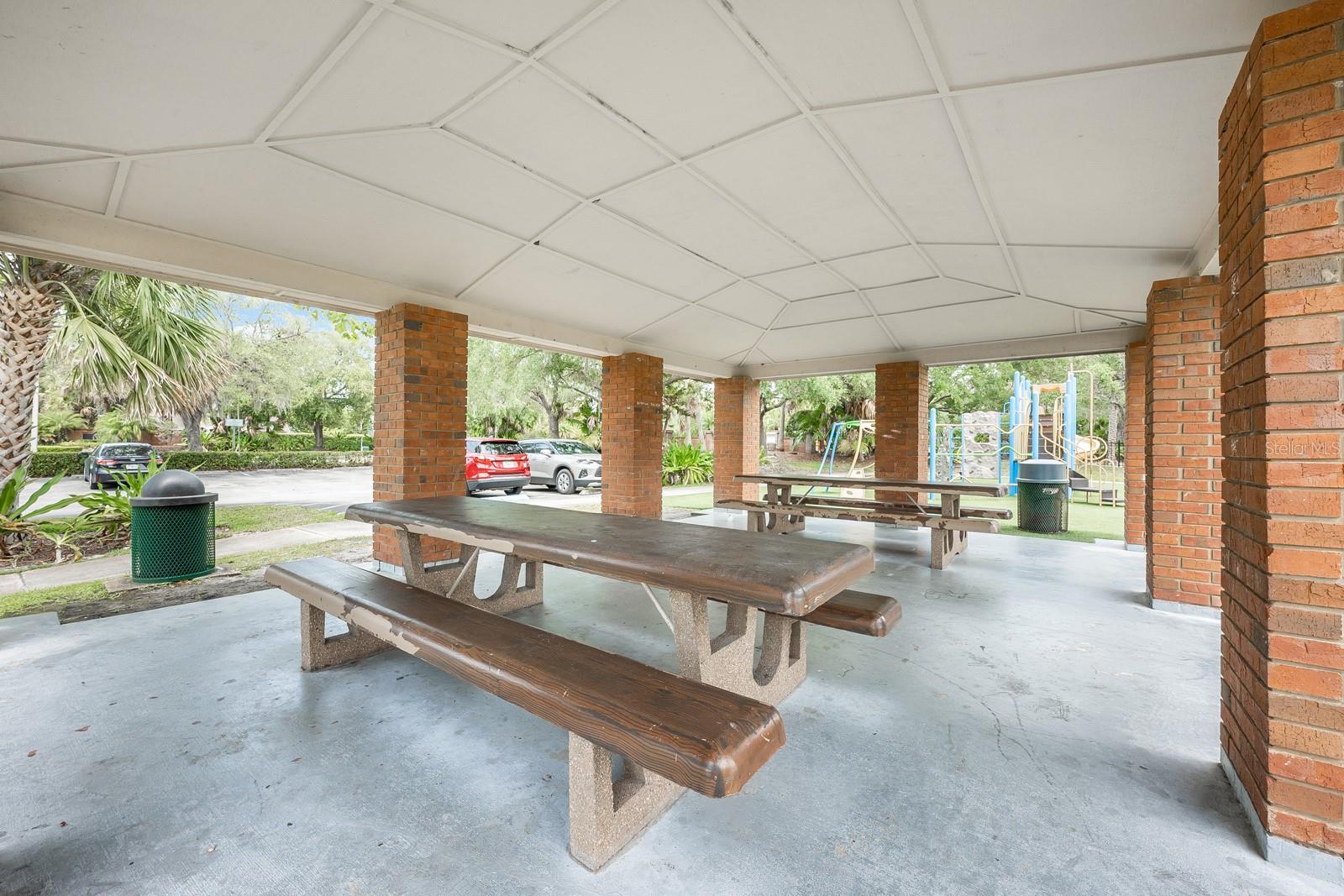 525 HARDWOOD CIR, ORLANDO, FL, 32828