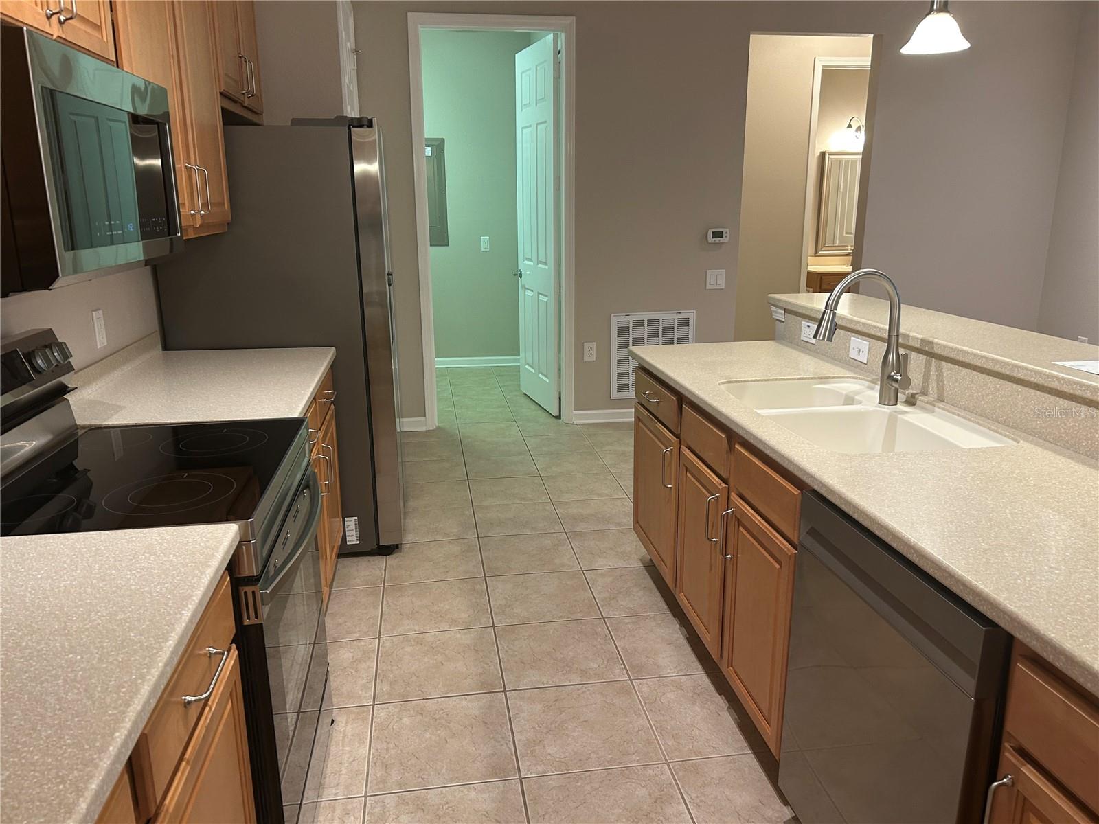 7901 SEMINOLE BLVD #1103, SEMINOLE, FL, 33772