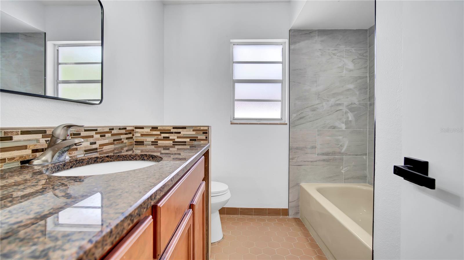 1965 GREENVIEW DR, DELTONA, FL, 32725