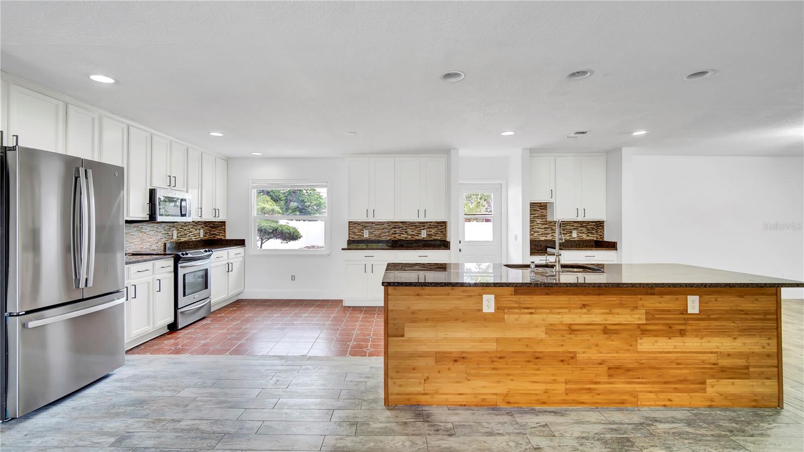 1965 GREENVIEW DR, DELTONA, FL, 32725