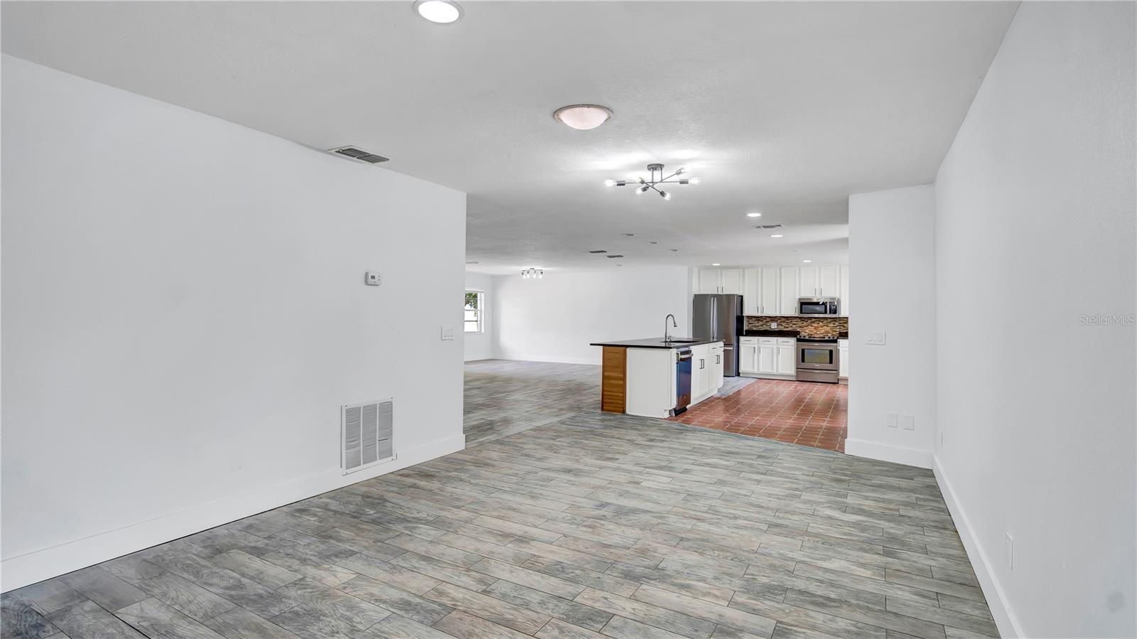 1965 GREENVIEW DR, DELTONA, FL, 32725