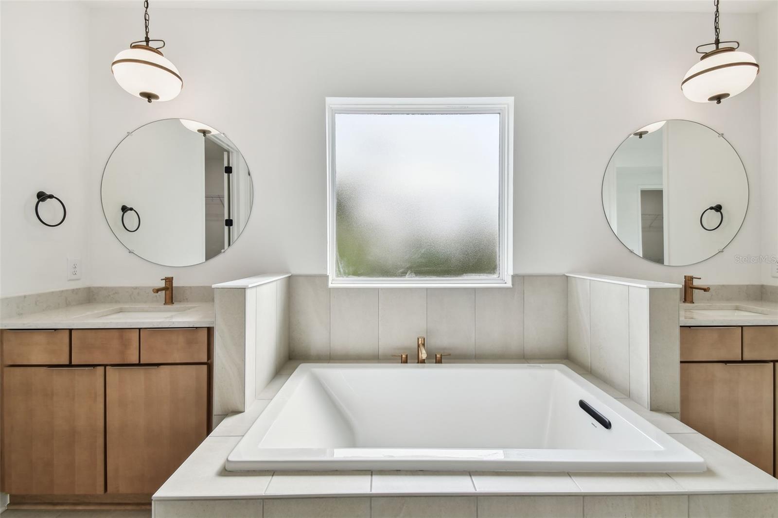 3111 W NASSAU ST, TAMPA, FL, 33607