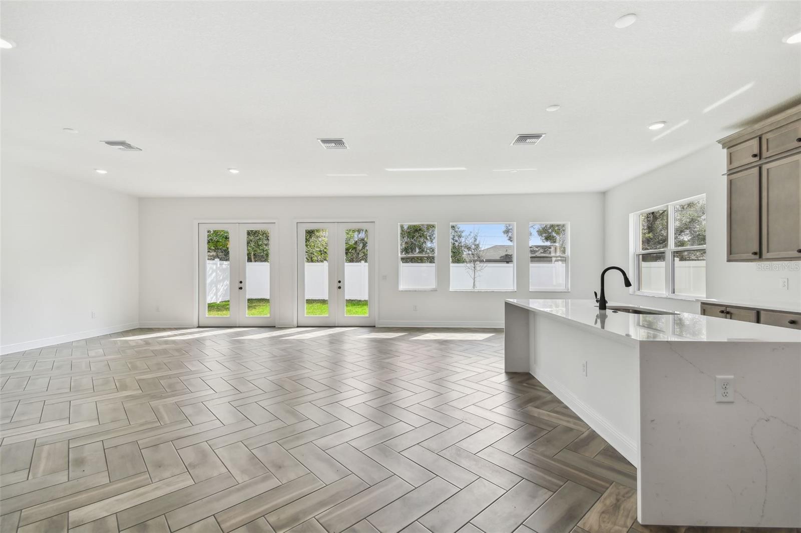 3111 W NASSAU ST, TAMPA, FL, 33607