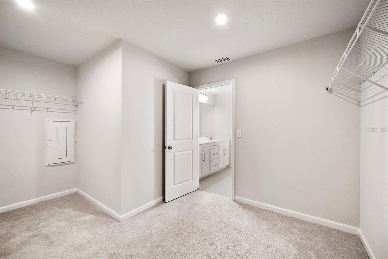 8595 PRAIRIE CREEK DR, NEW PORT RICHEY, FL, 34655