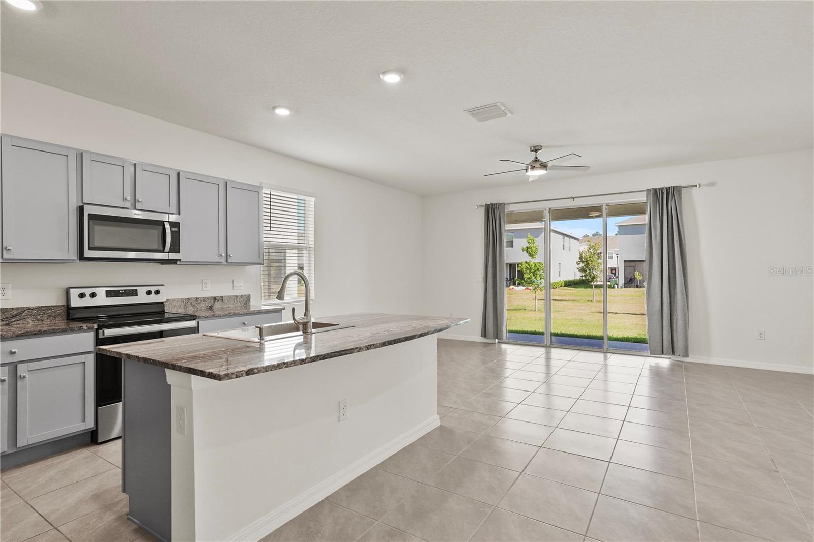 33055 TULIP PETAL LN, WESLEY CHAPEL, FL, 33545