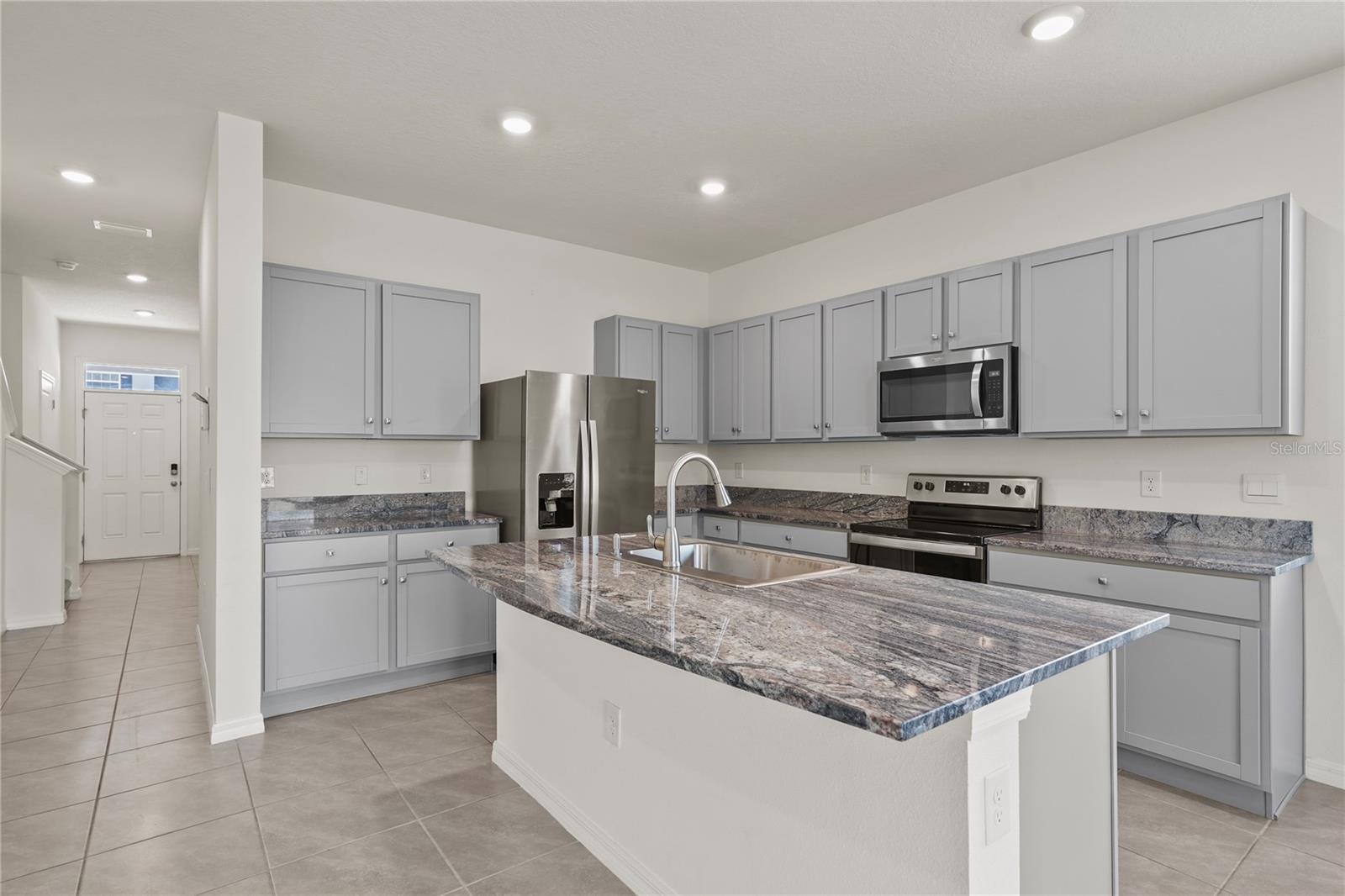 33055 TULIP PETAL LN, WESLEY CHAPEL, FL, 33545