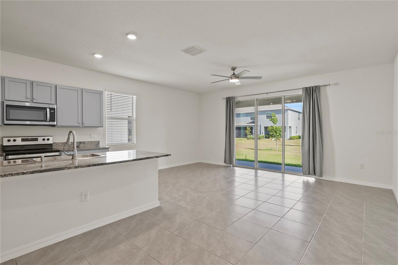 33055 TULIP PETAL LN, WESLEY CHAPEL, FL, 33545