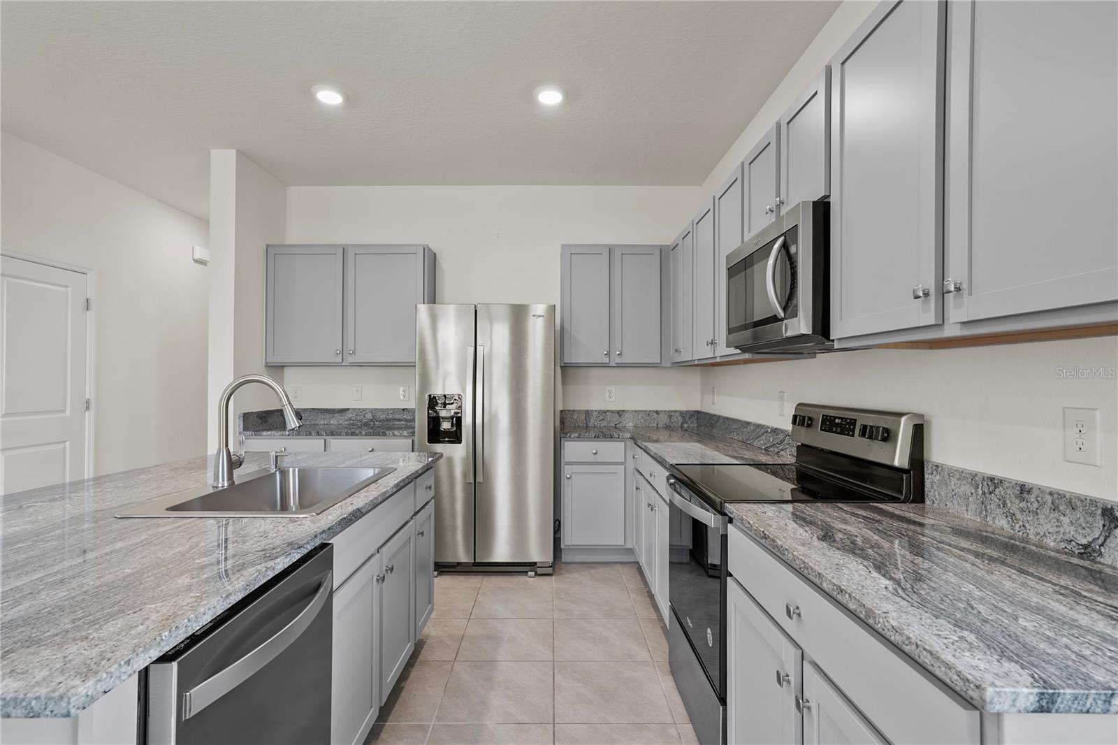 33055 TULIP PETAL LN, WESLEY CHAPEL, FL, 33545