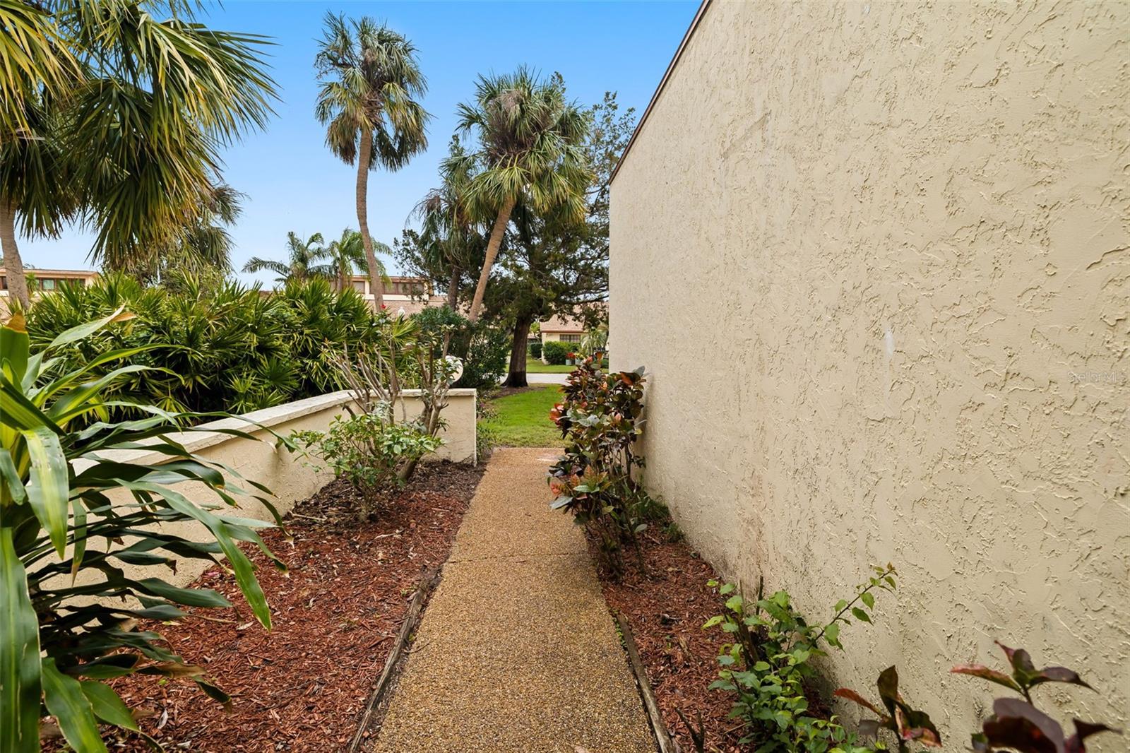 6012 COURTSIDE DR #1, BRADENTON, FL, 34210