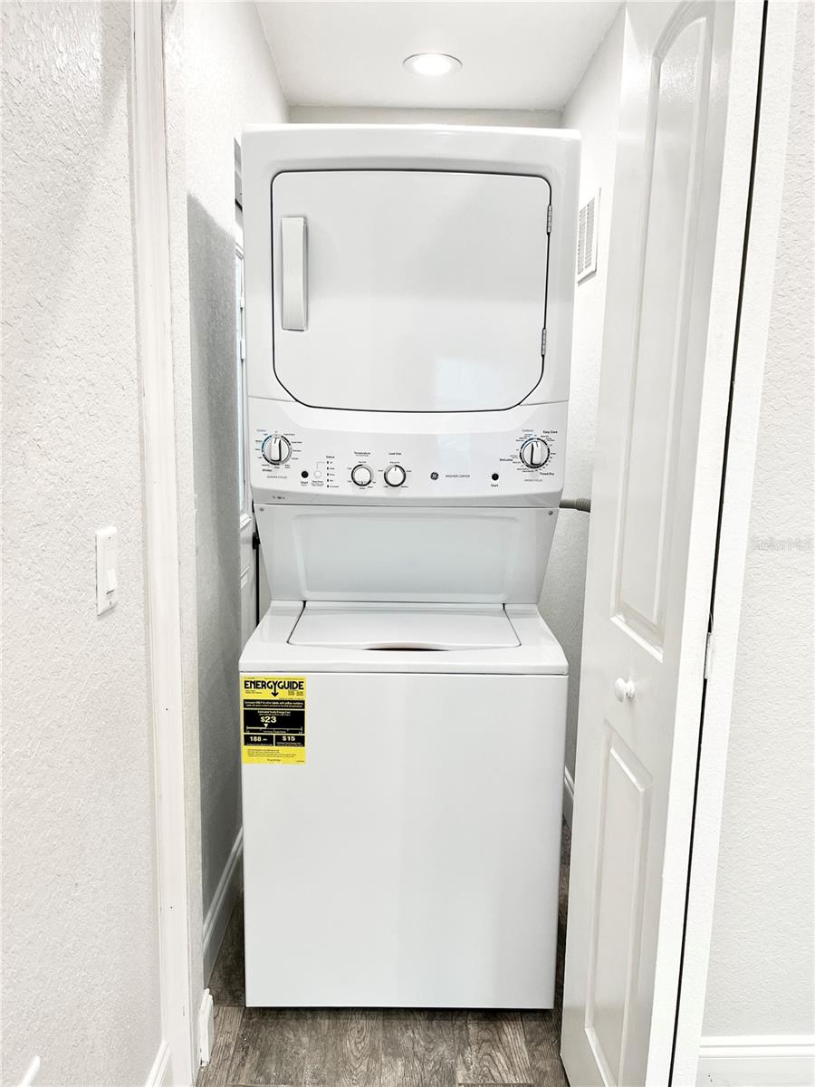 141 41ST AVE NE, ST PETERSBURG, FL, 33703