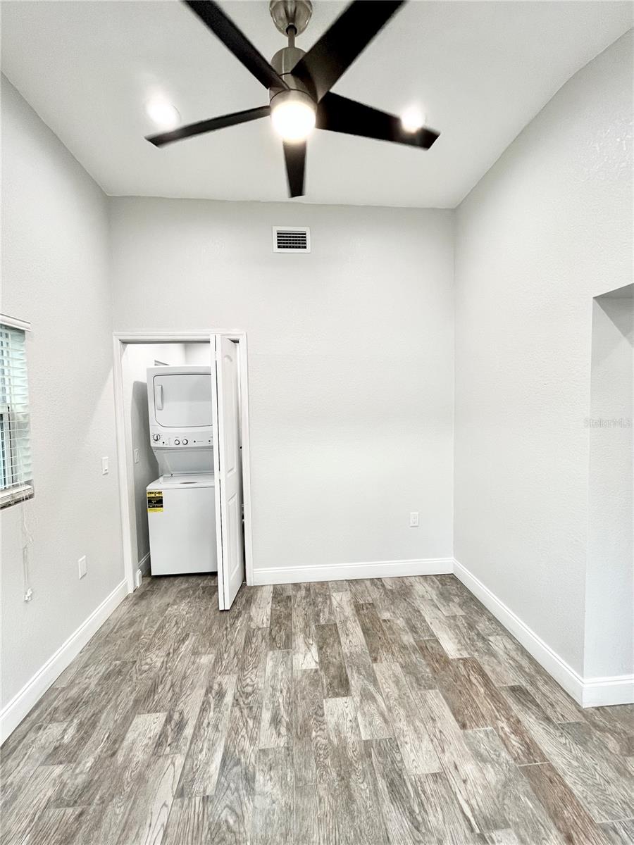 141 41ST AVE NE, ST PETERSBURG, FL, 33703